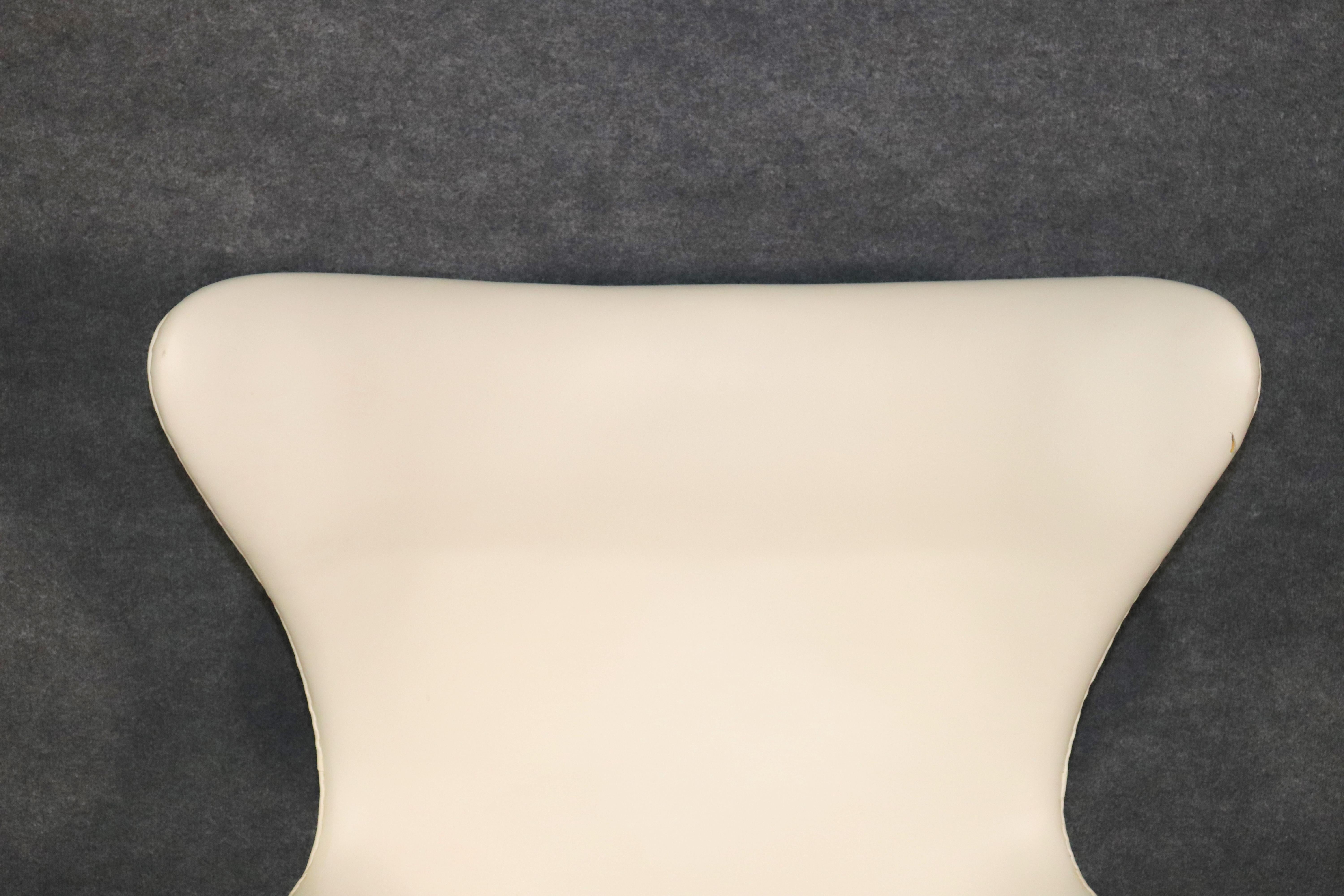 Chaise œuf d'Arne Jacobsen en vente 2