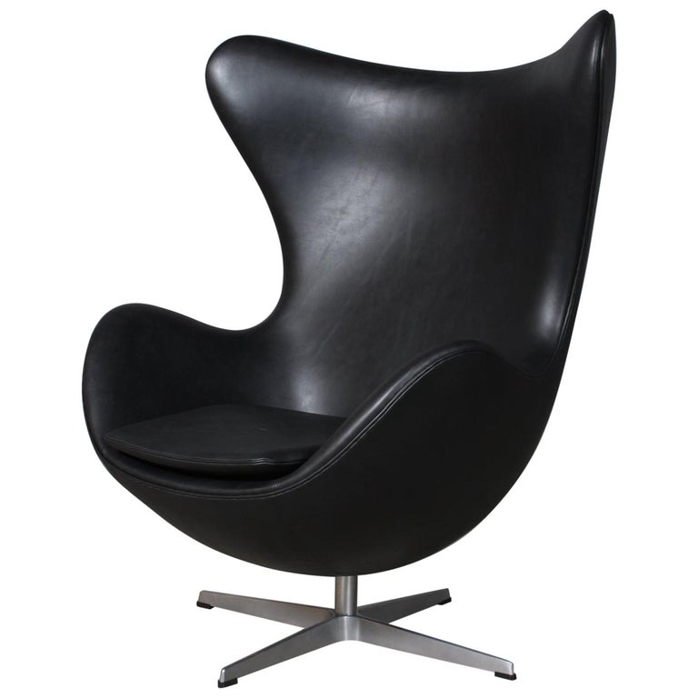 Arne Jacobsen Egg Chair at 1stDibs