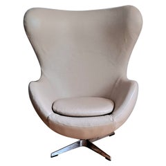 Arne Jacobsen Egg Chair