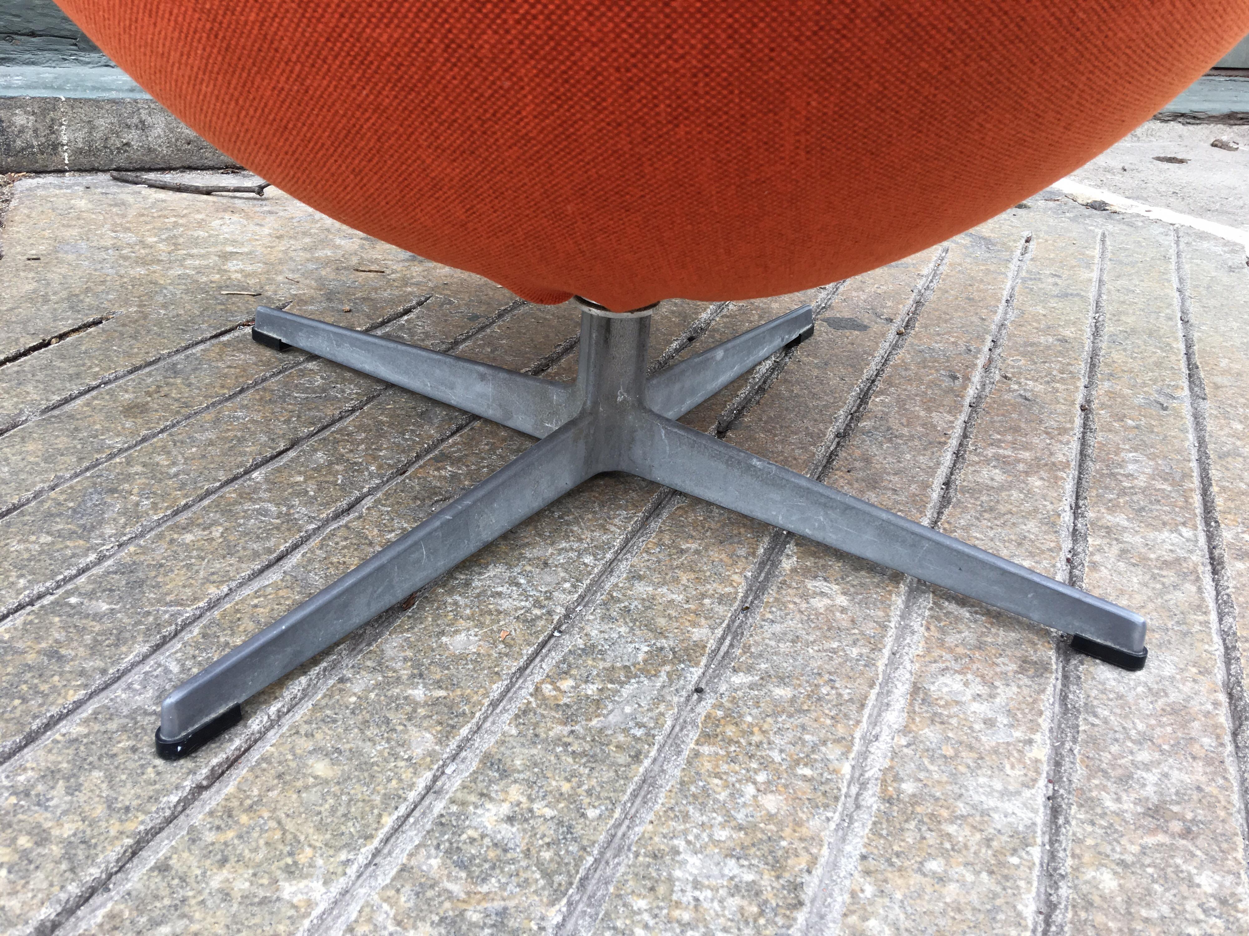 Danish Arne Jacobsen Egg Chair in Orange