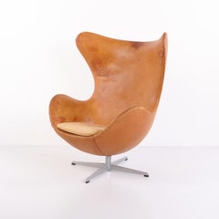 Arne Jacobsen Egg Chair Model 3316 in Original Natural Leather by Fritz Hansen
