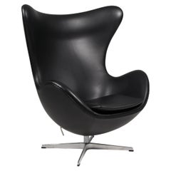 Arne Jacobsen Egg Chair, original black leather. 2024