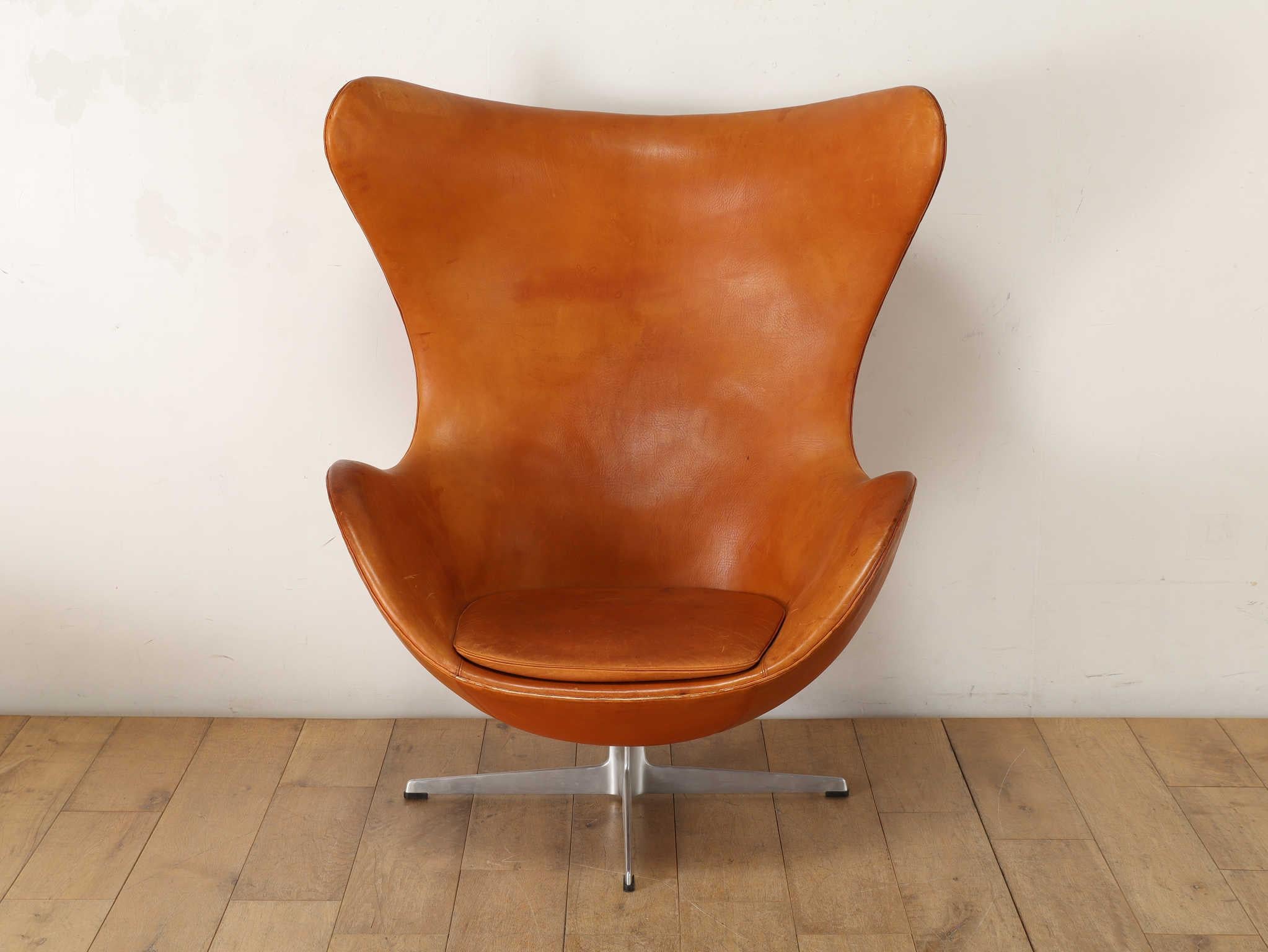Arne Jacobsen Silla Egg con Otomana FH3316 Años 60 Danés en venta