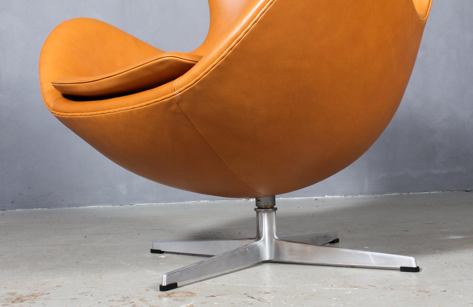 Leather Arne Jacobsen Egg Chairs from Hotel Royal