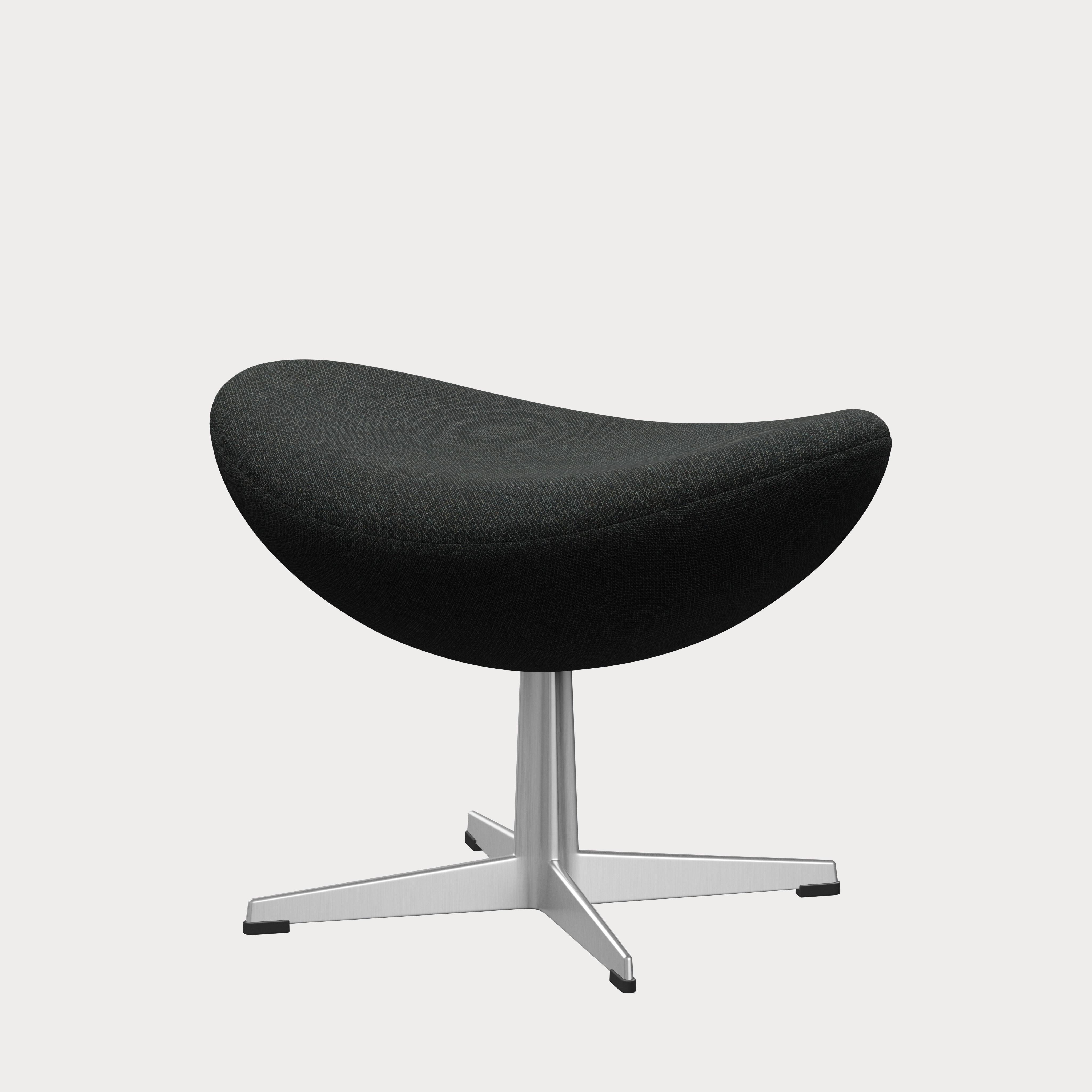 Arne Jacobsen 'Egg' Footstool for Fritz Hansen in Fabric Upholstery (Cat. 2) For Sale 2