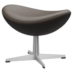 Arne Jacobsen 'Egg' Footstool for Fritz Hansen in Leather Upholstery (Cat. 3)
