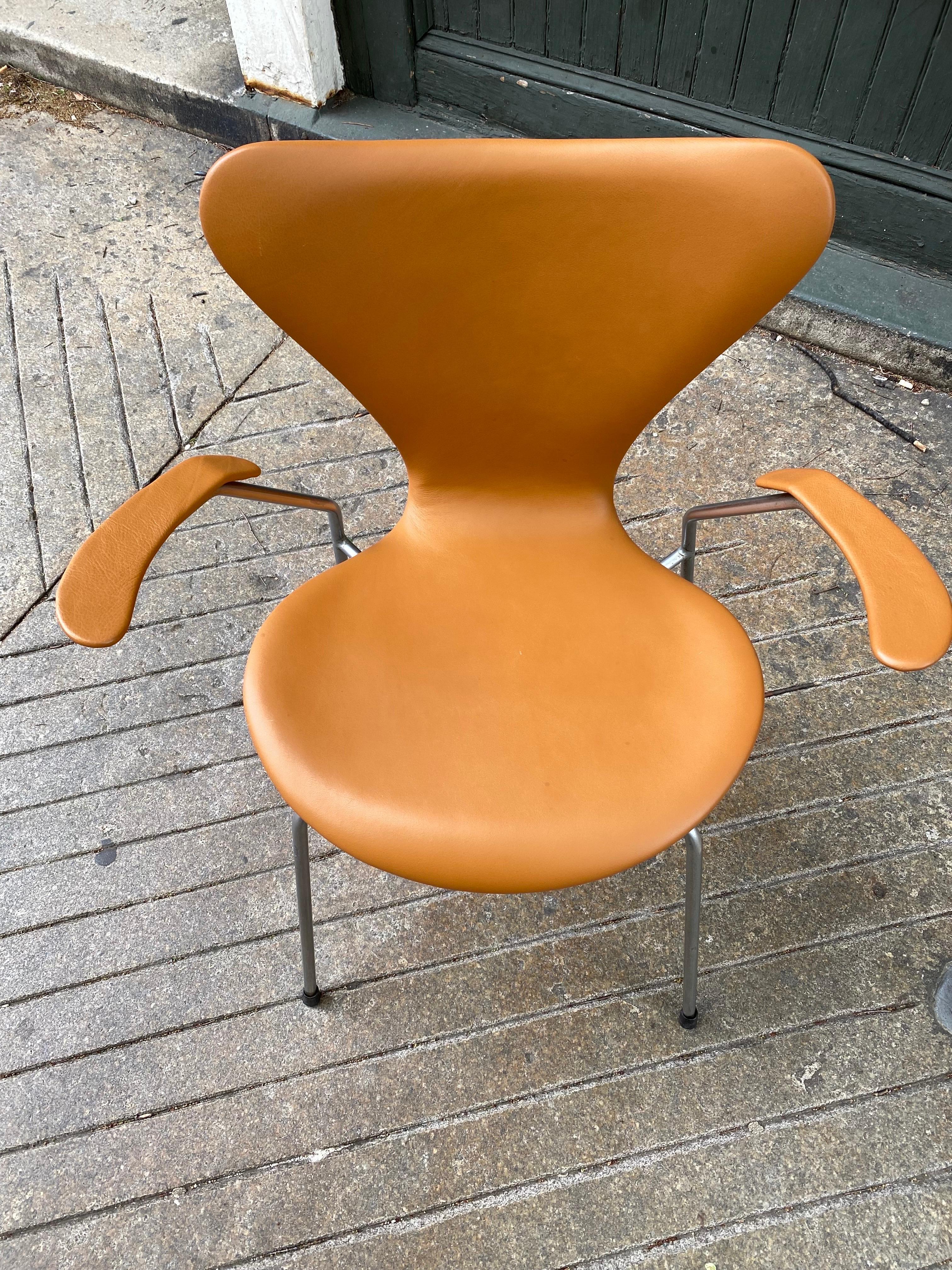 Metal Arne Jacobsen for Fritz Hansen Armchair Model 3207 in Leather For Sale