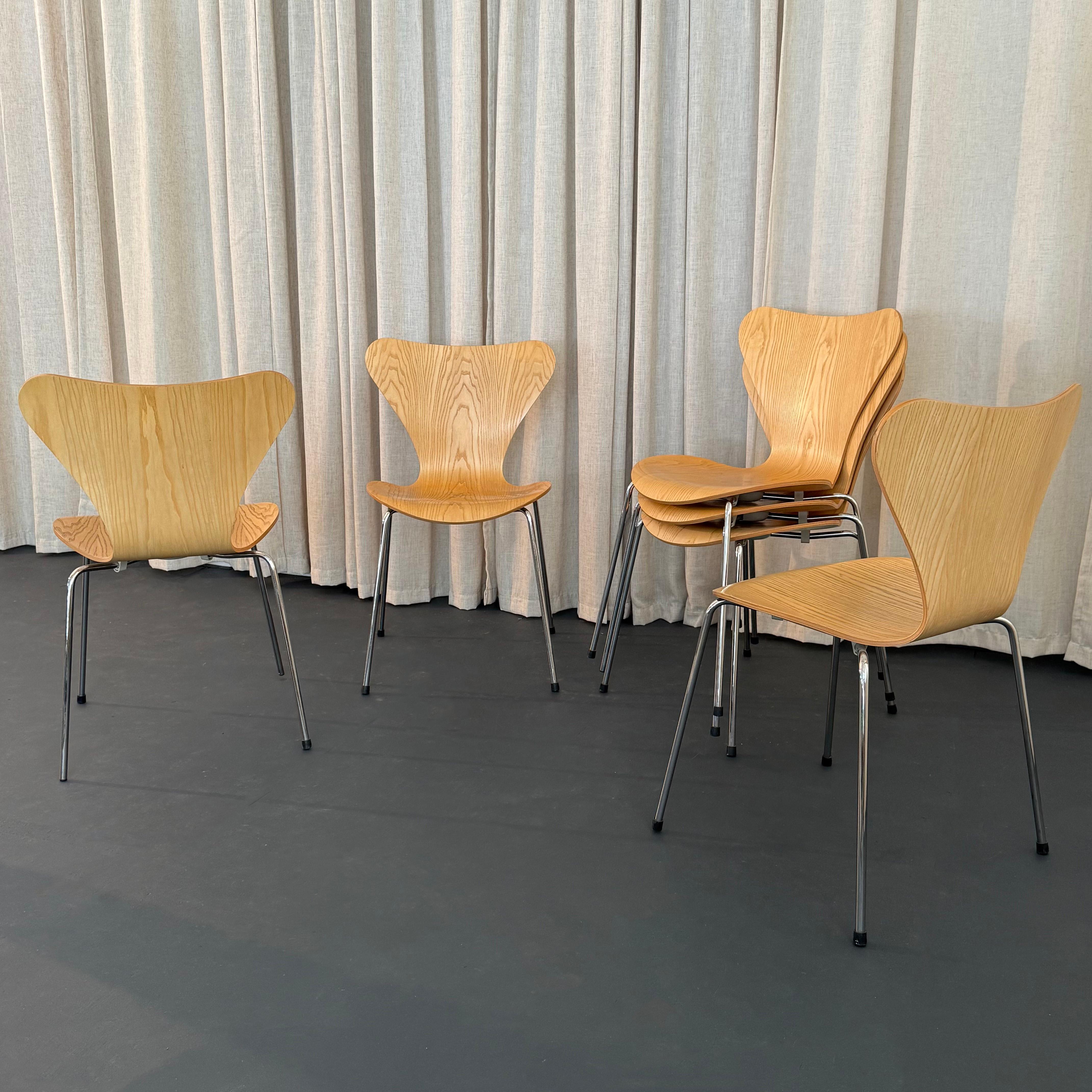 Steel Arne Jacobsen For Fritz Hansen Ash Series 7 Chair Model 3107 For Sale
