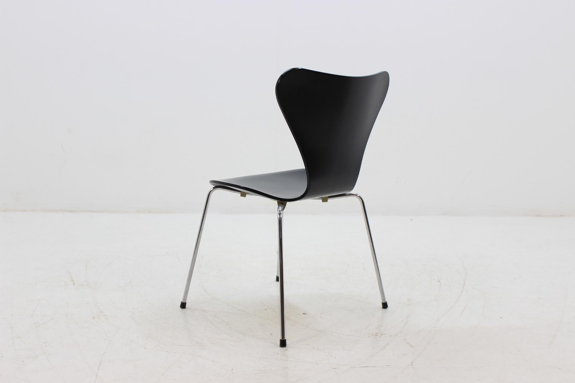 jacobsen chairs series 7