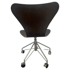 Arne Jacobsen for Fritz Hansen Dark Brown Oak Series 7 Desk Task Office Chair