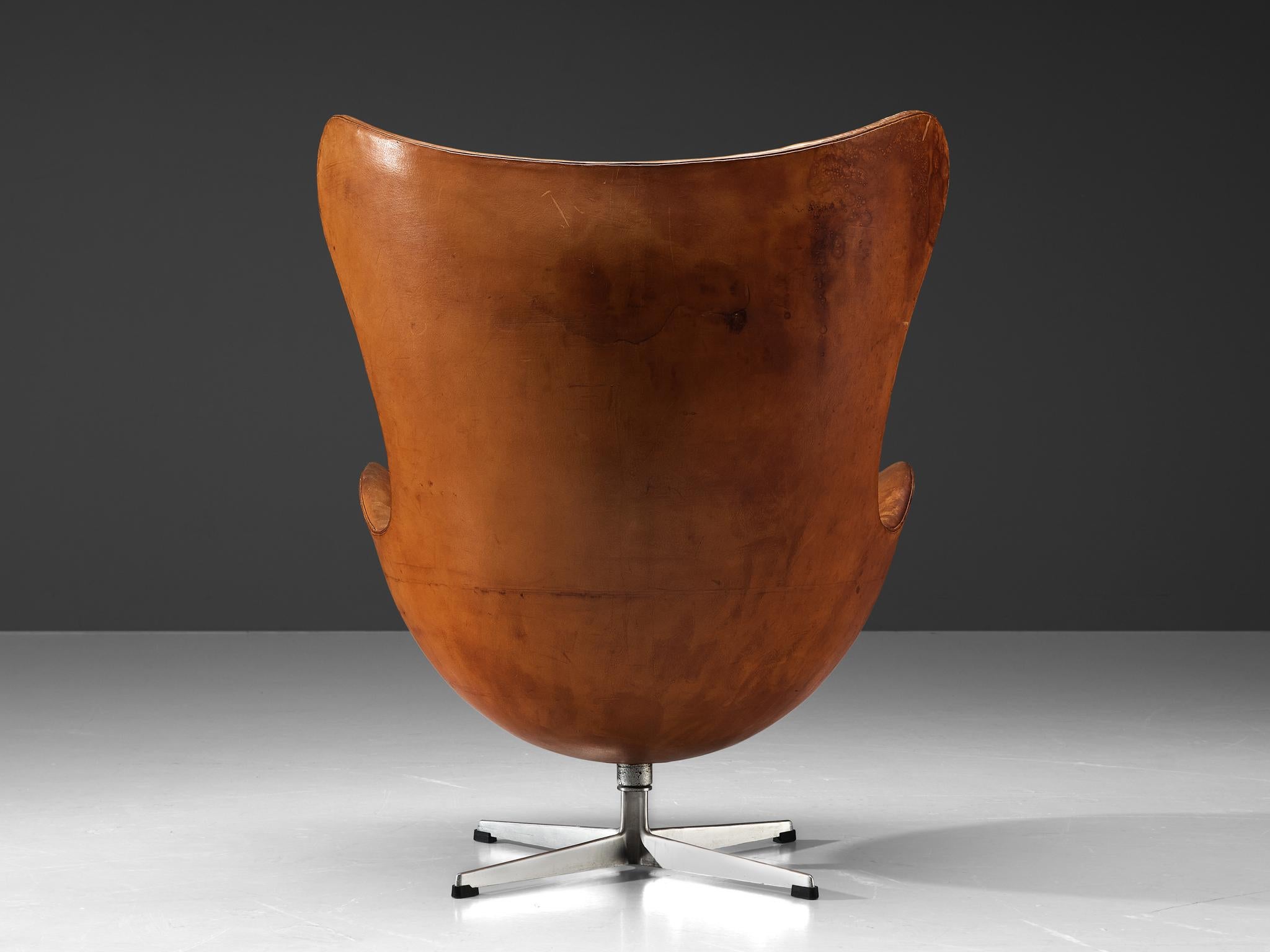 Steel Arne Jacobsen for Fritz Hansen Early 'Egg' Lounge Chair in Cognac Leather