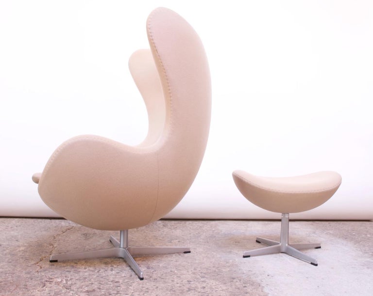 Arne Jacobsen for Fritz Hansen Egg Chair and Ottoman Distributed by Knoll 3