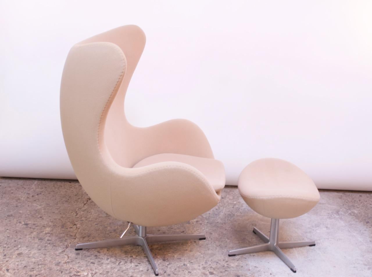 Late 20th Century Arne Jacobsen for Fritz Hansen Egg Chair and Ottoman Distributed by Knoll