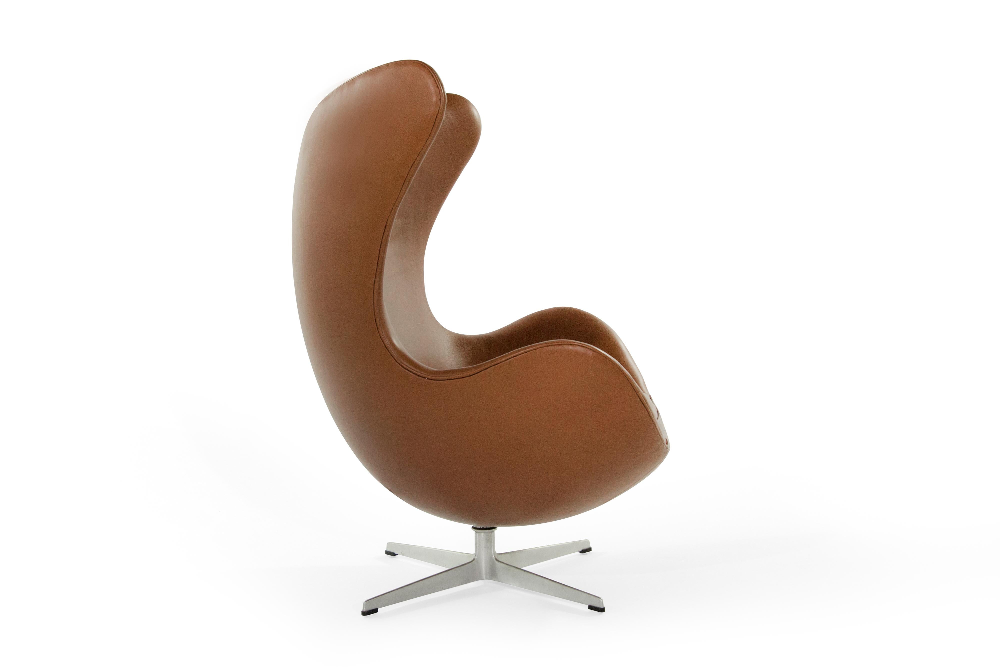 Arne Jacobsen for Fritz Hansen Egg Chair, Denmark, 1966 In Good Condition In Westport, CT