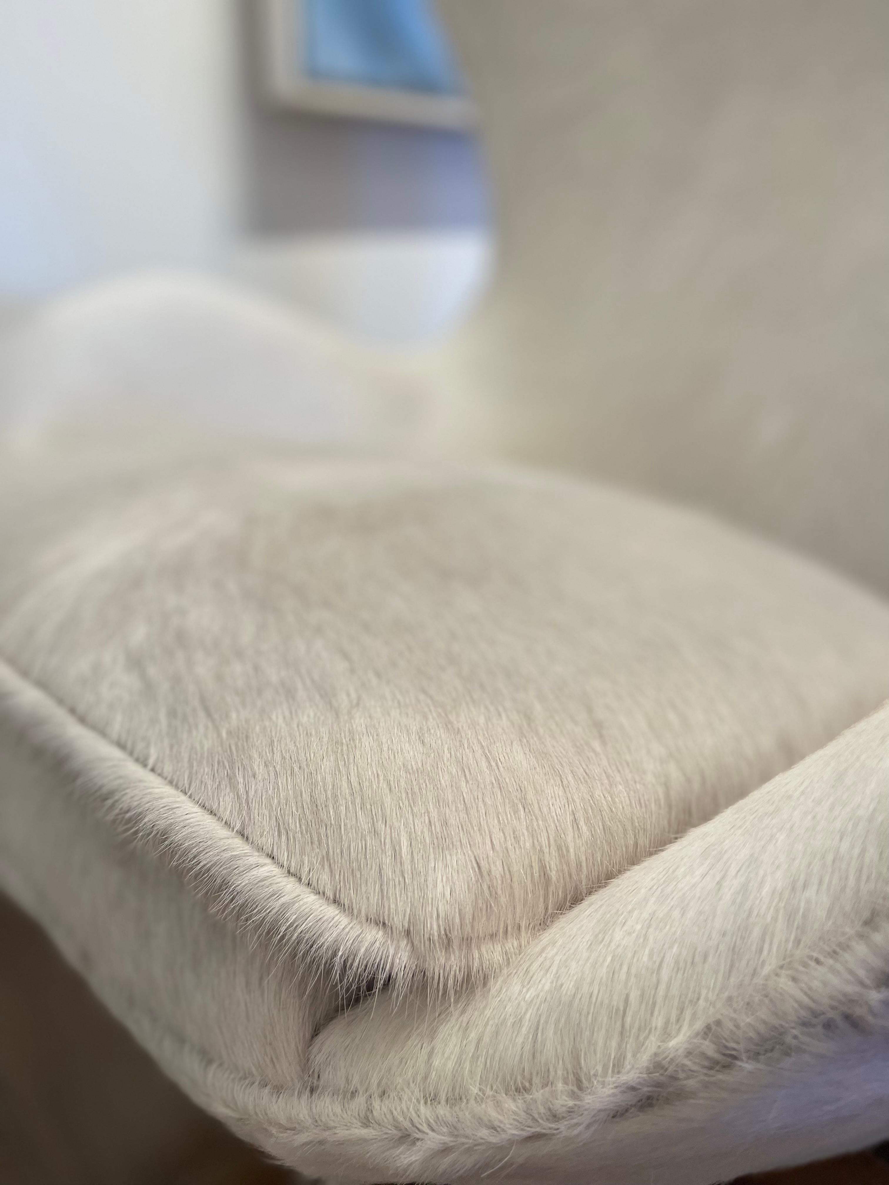 Silla Egg de Arne Jacobsen para Fritz Hansen en piel de vaca brasileña en venta 1