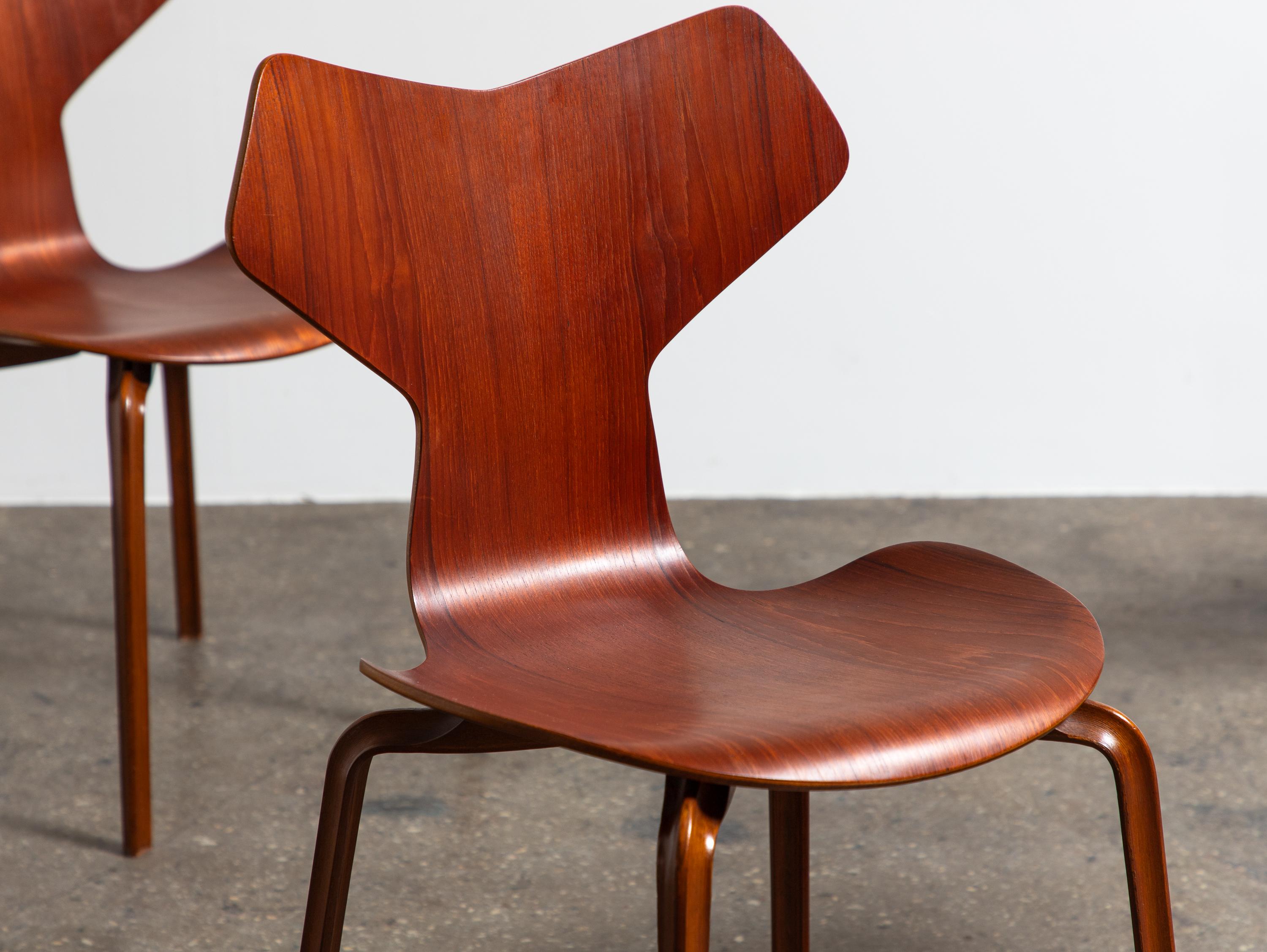 Teak Arne Jacobsen for Fritz Hansen Grand Prix Chairs - Set of 4 For Sale
