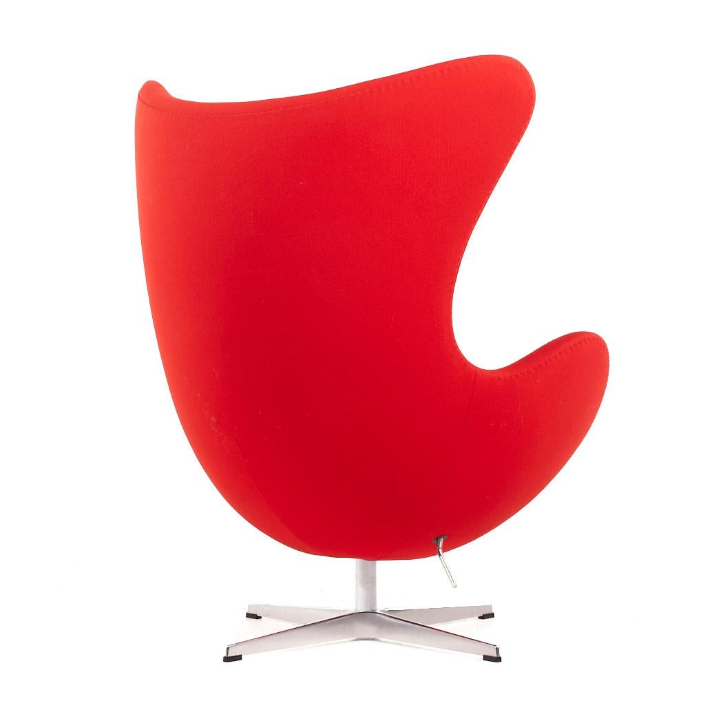 Danish Arne Jacobsen for Fritz Hansen Mid Century Egg Chair For Sale
