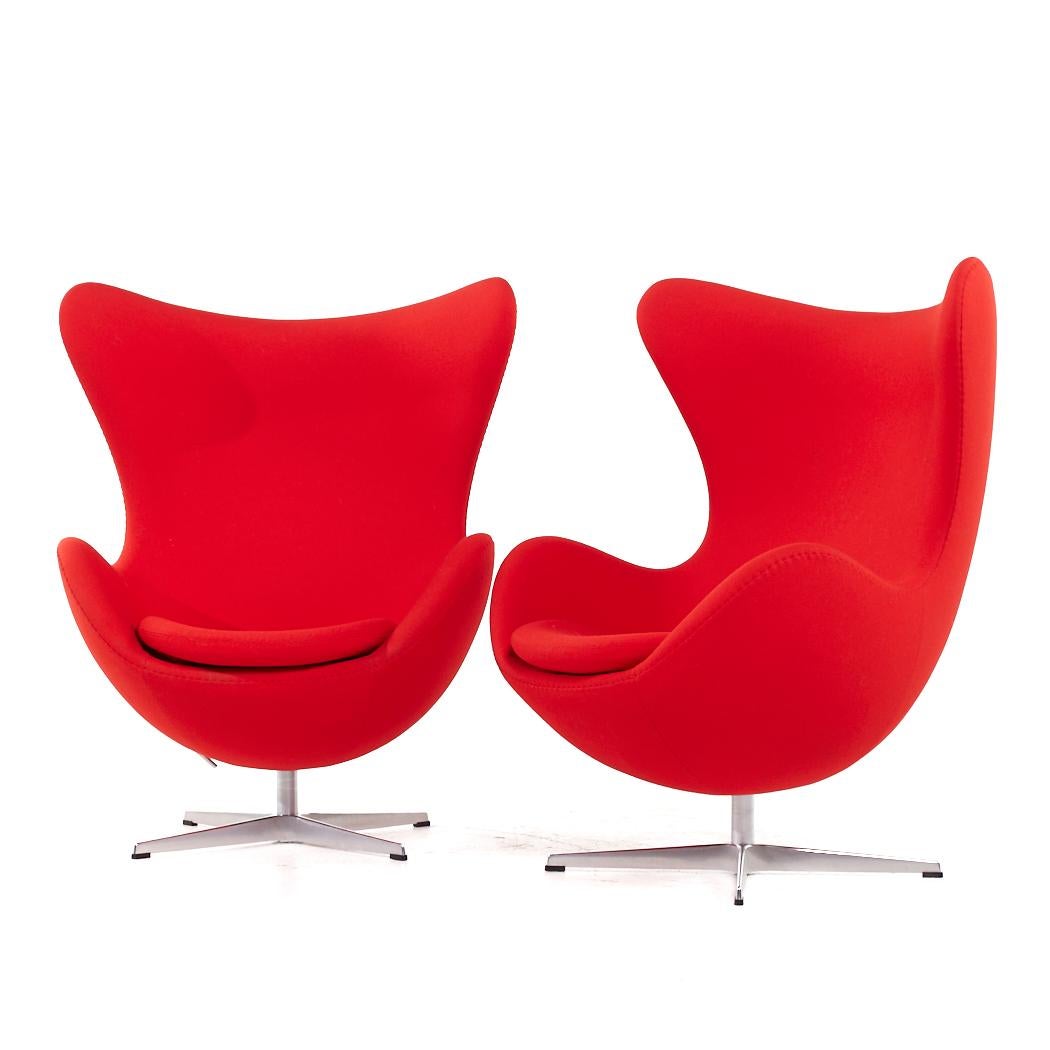 Mid-Century Modern Arne Jacobsen for Fritz Hansen Mid Century Egg Chair - Pair For Sale