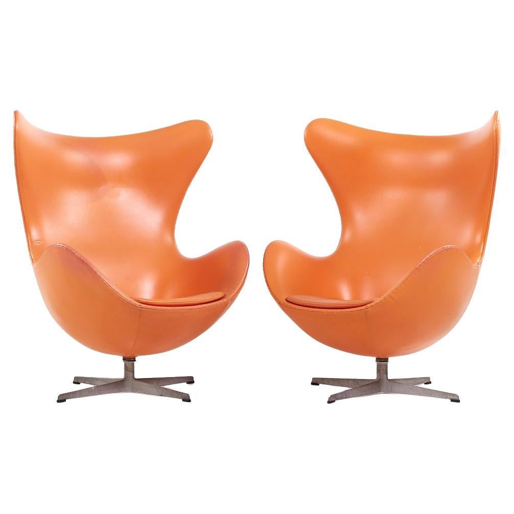 Arne Jacobsen for Fritz Hansen Mid Century Egg Chairs - Pair For Sale