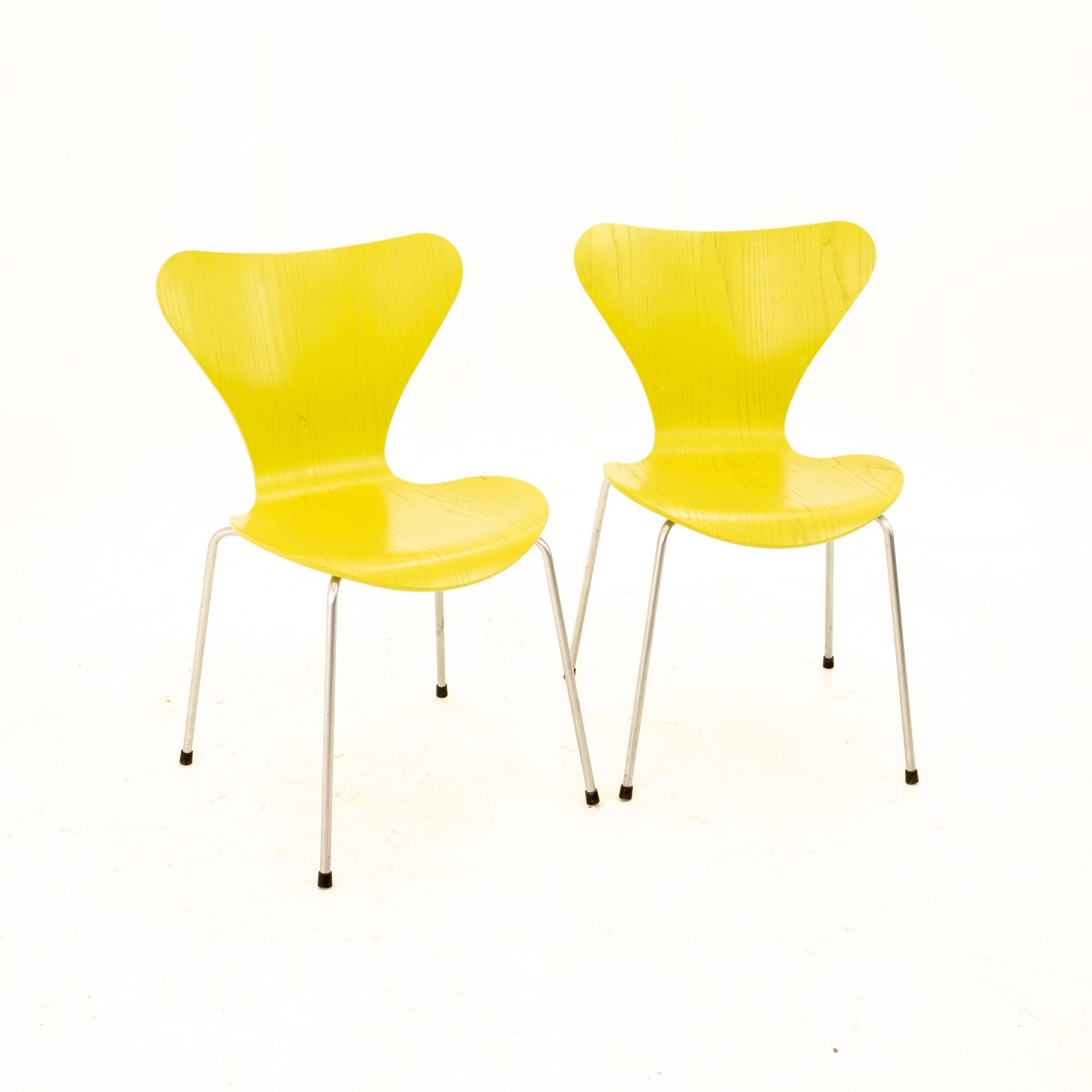 Métal Chaise série 7 Arne Jacobsen pour Fritz Hansen de style moderne du milieu du siècle dernier -Lime -Set of 4 en vente