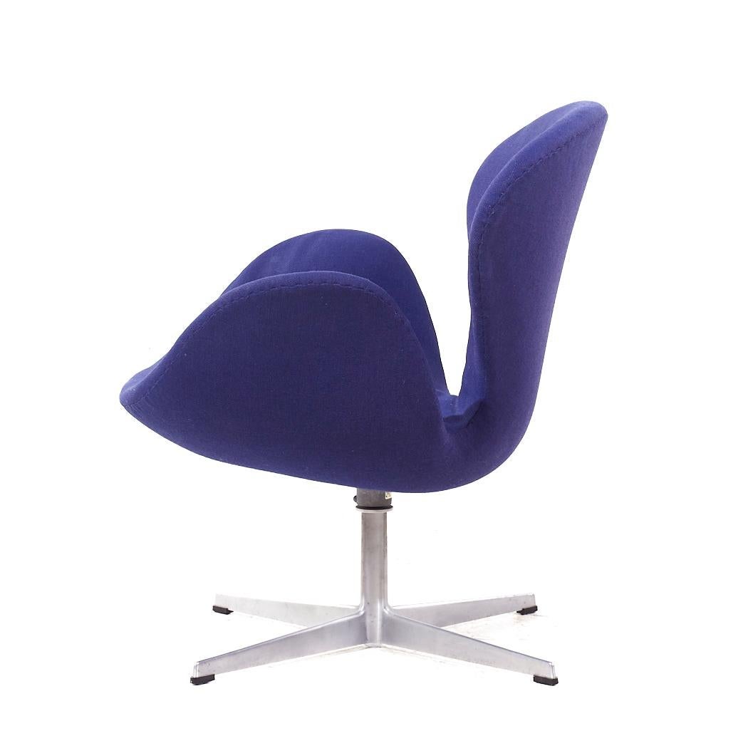 Arne Jacobsen per Fritz Hansen - Sedie a Cigno di metà secolo - Coppia in vendita 4