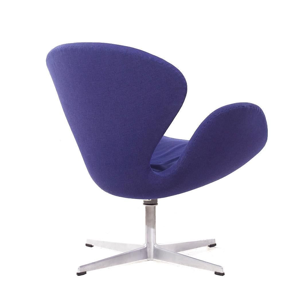 Arne Jacobsen per Fritz Hansen - Sedie a Cigno di metà secolo - Coppia in vendita 2