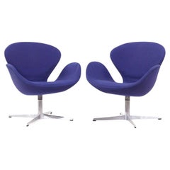 Arne Jacobsen para Fritz Hansen Sillas Swan de mediados de siglo - Pareja