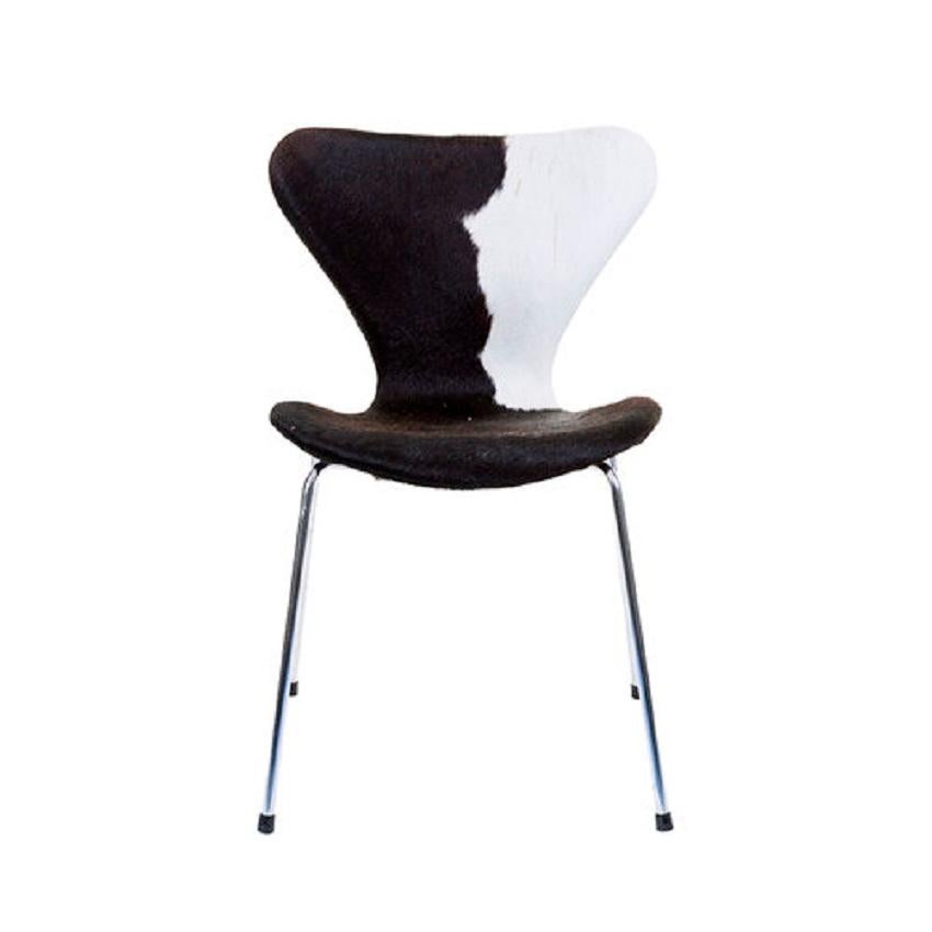 Arne Jacobsen for Fritz Hansen Model 3107 Cowhide Chairs, Set of 6 1