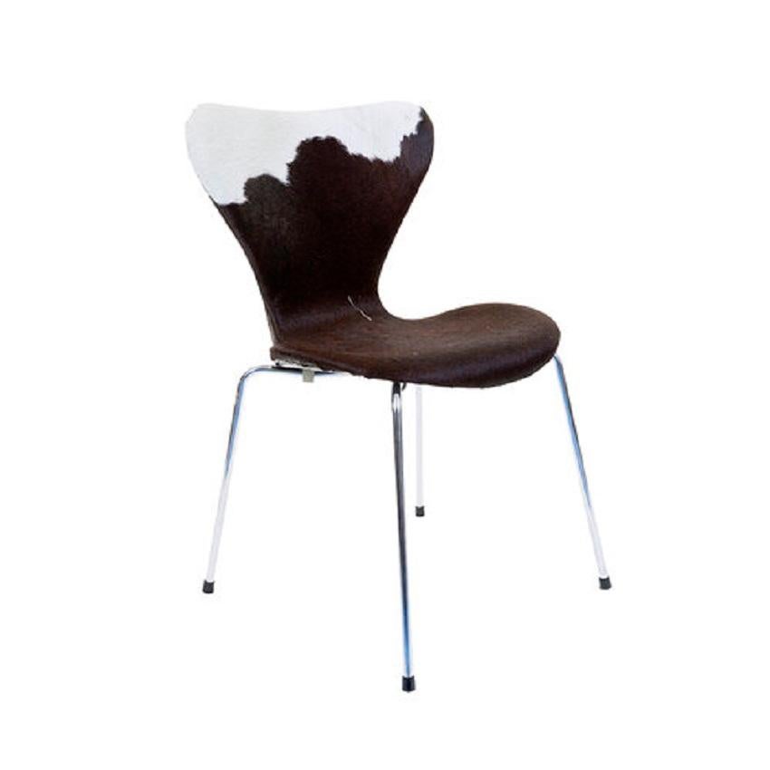Arne Jacobsen for Fritz Hansen Model 3107 Cowhide Chairs, Set of 6 3