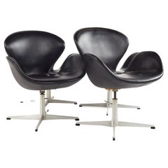 Arne Jacobsen for Fritz Hansen Model 3320 Mid Century Swan Chair,Set of 4