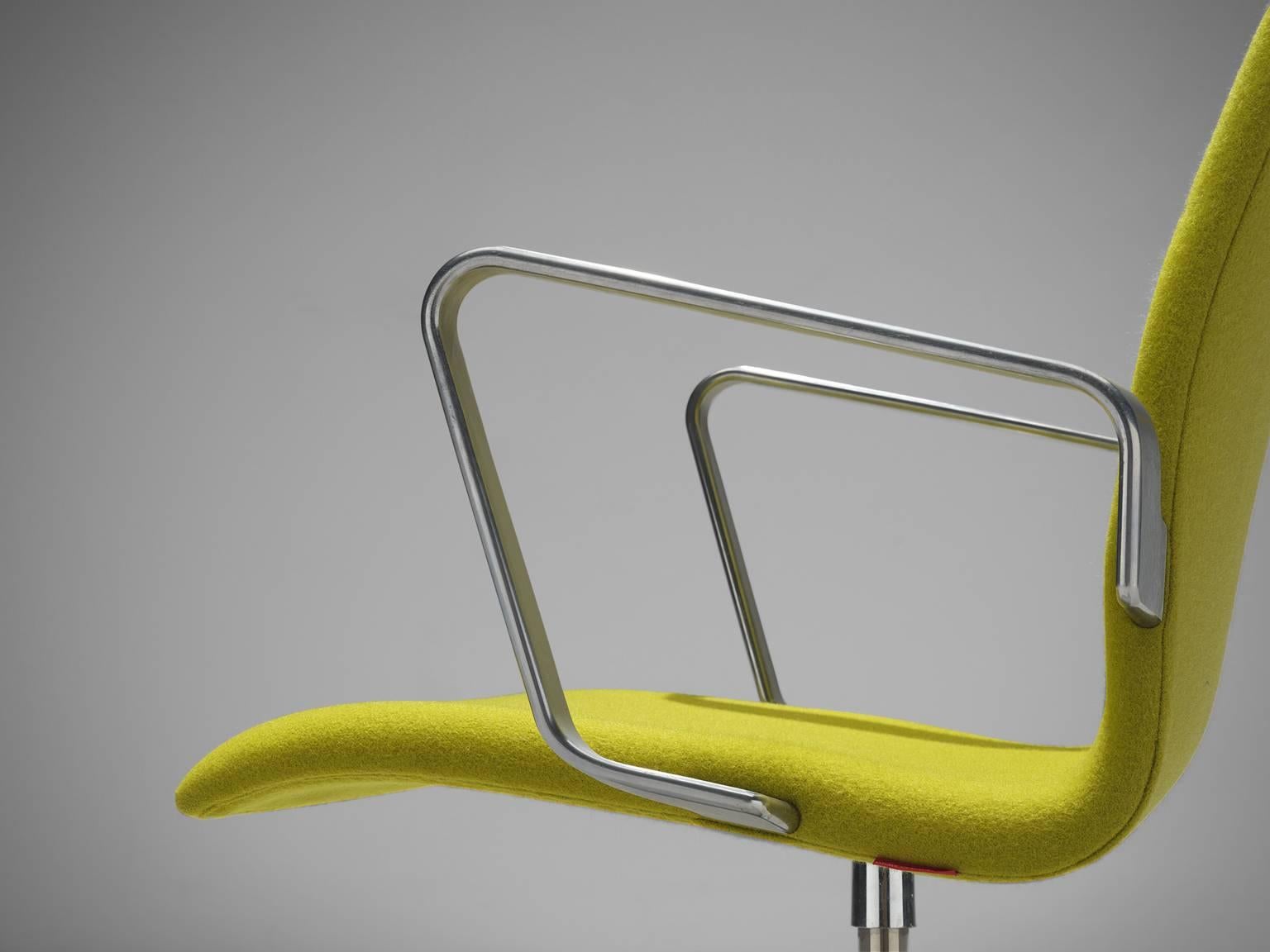 Arne Jacobsen for Fritz Hansen 'Oxford' Swivel Chairs 1