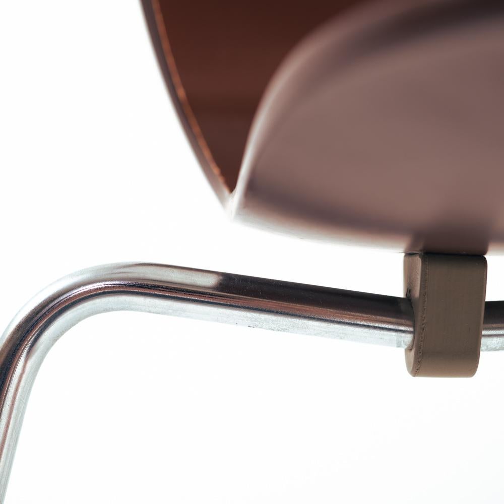 Arne Jacobsen para Fritz Hansen, serie 7 Sillas Butterfly 8