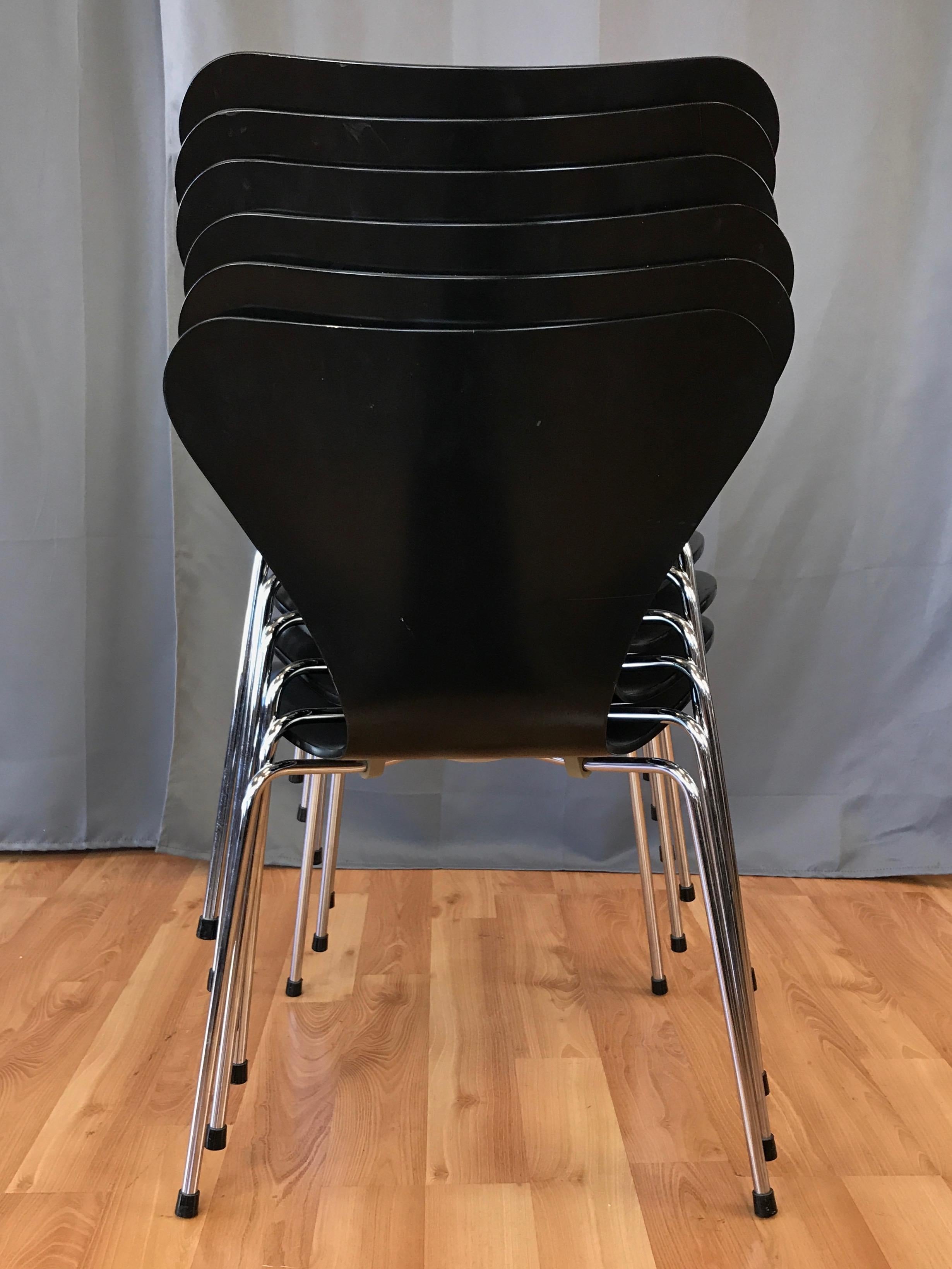 Arne Jacobsen for Fritz Hansen Series 7 Side Chairs, Set of Six 5