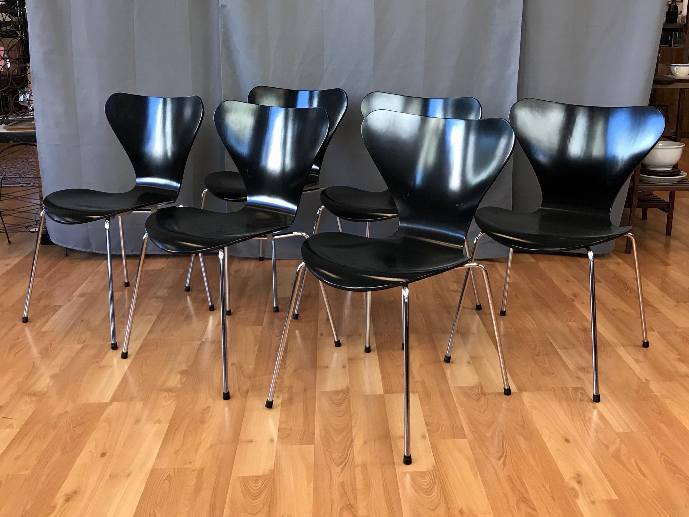 Scandinavian Modern Arne Jacobsen for Fritz Hansen Series 7 Side Chairs, Set of Six