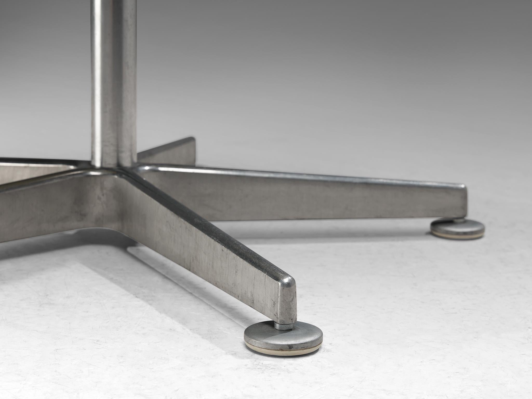 Arne Jacobsen per Fritz Hansen Set di quattro sedie 'Oxford' in vendita 3
