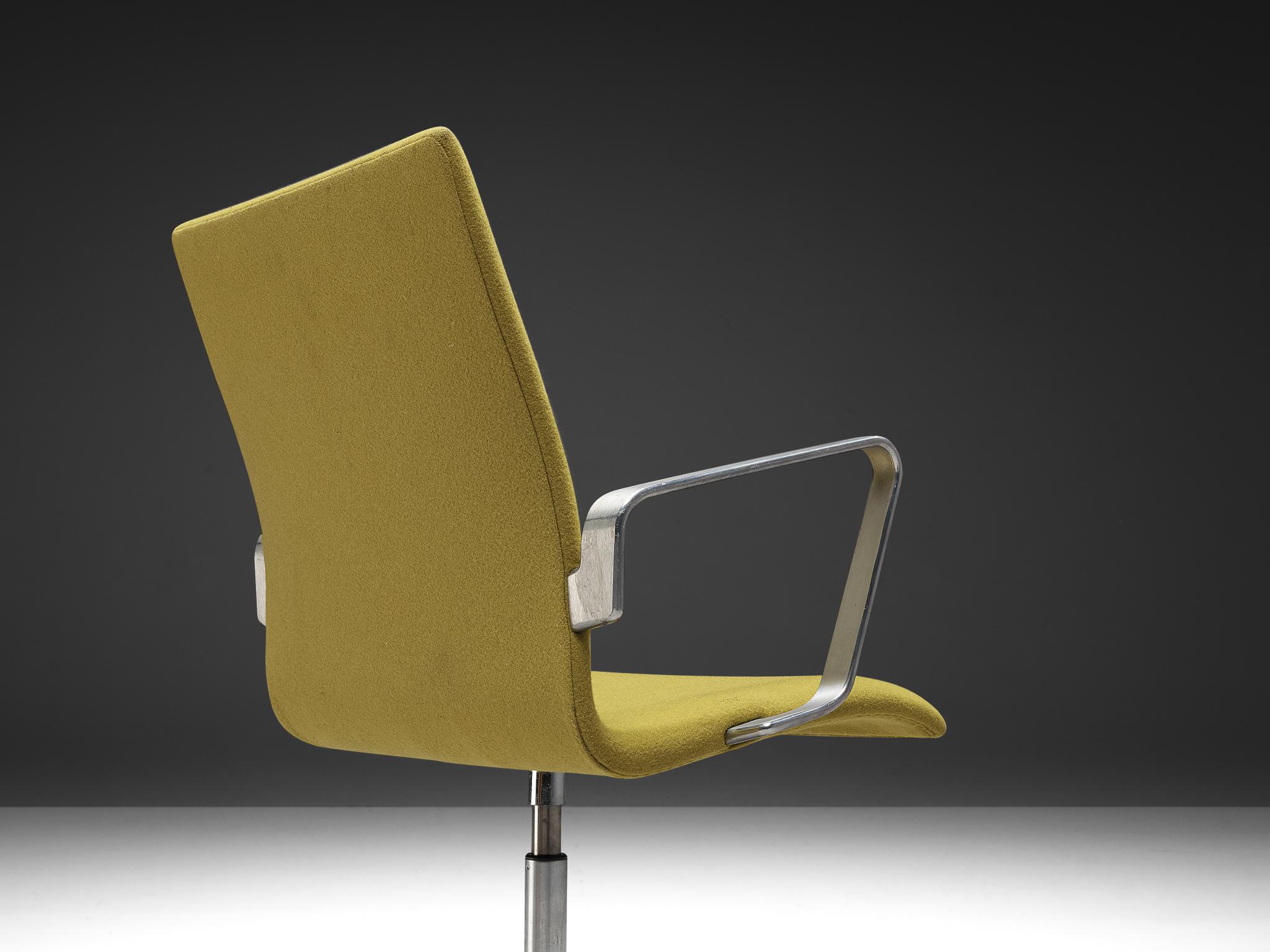 Metallo Arne Jacobsen per Fritz Hansen Set di quattro sedie 'Oxford' in vendita