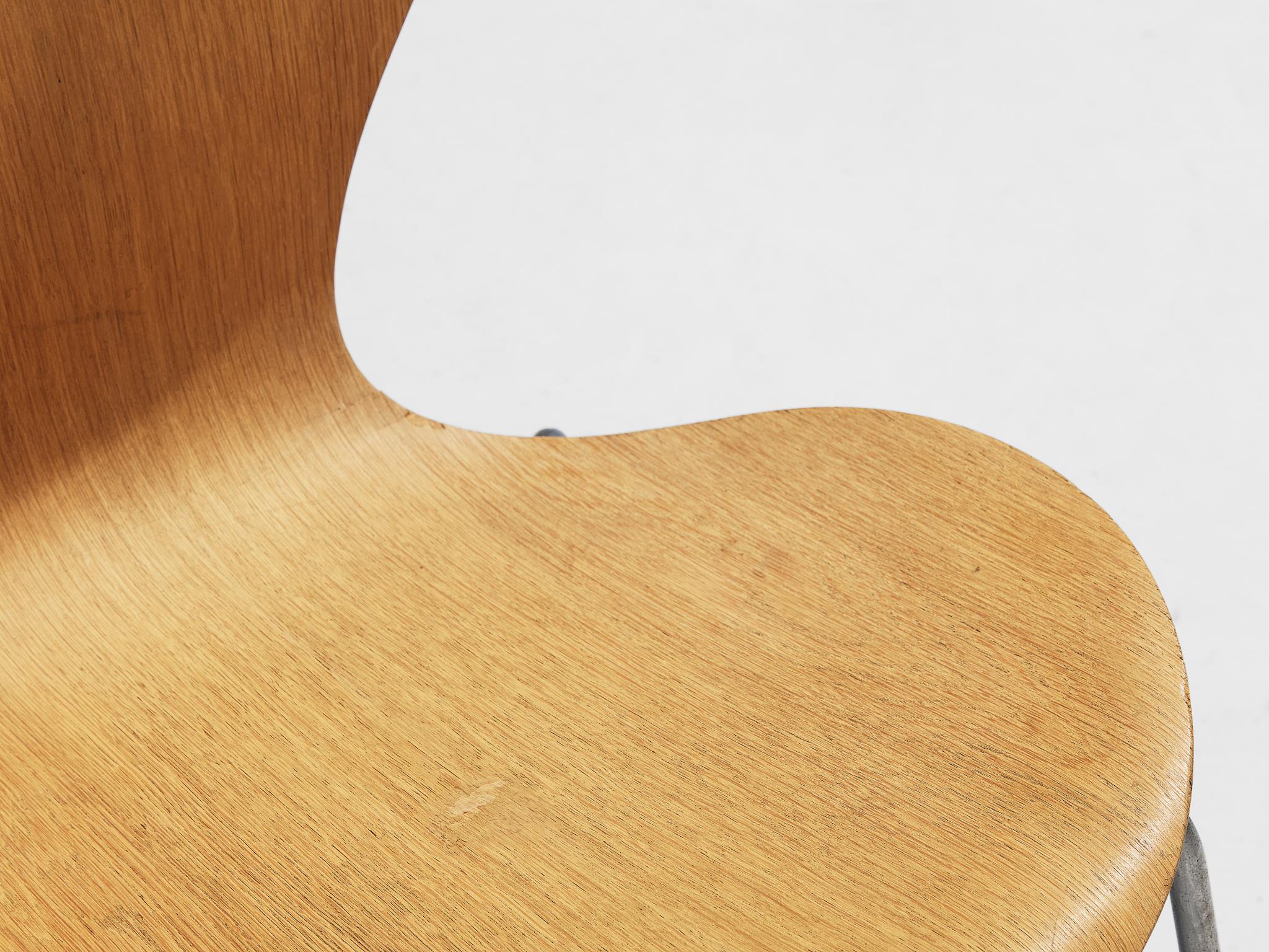 Danish Arne Jacobsen for Fritz Hansen Set of Ten 'Butterfly' Chairs in Plywood For Sale
