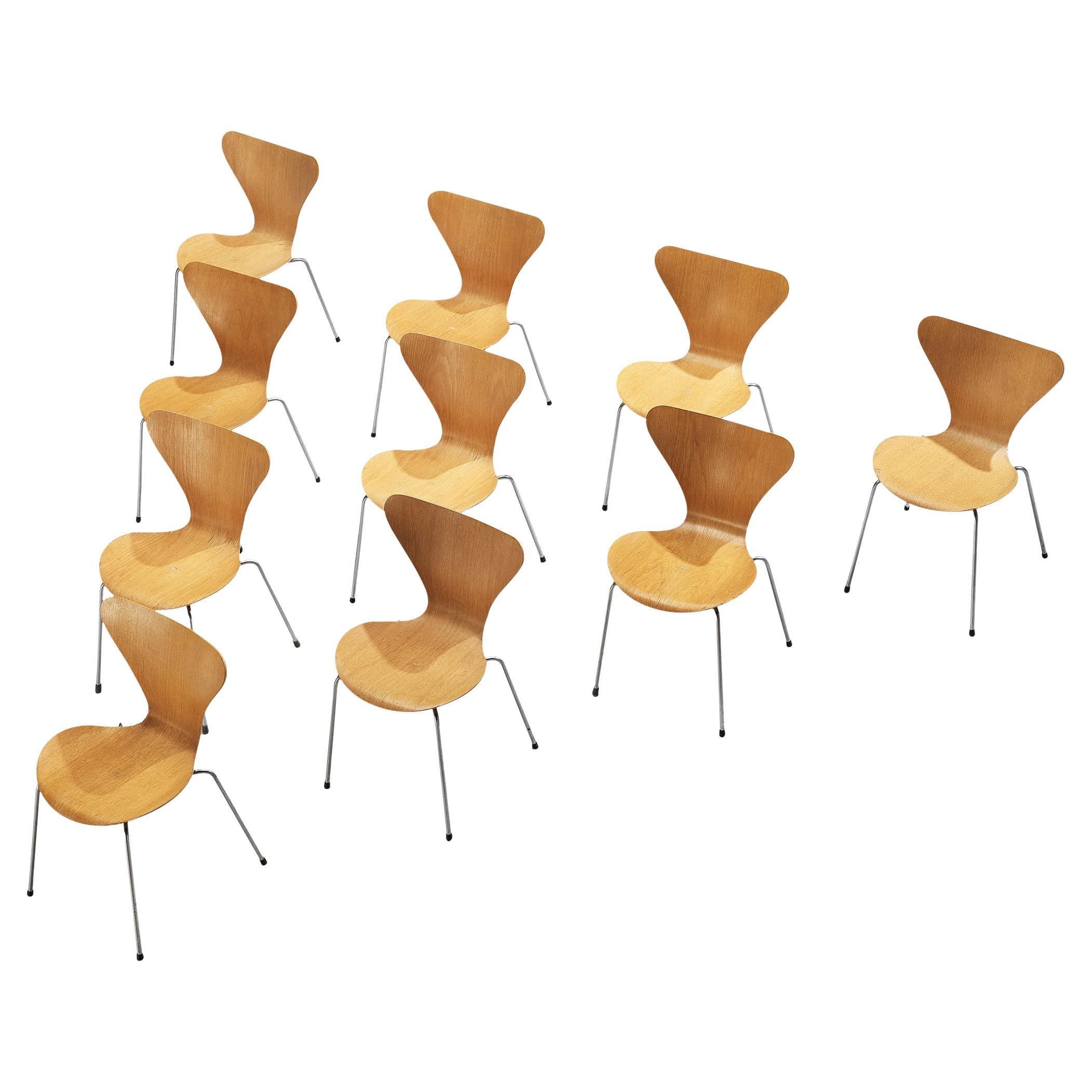 Arne Jacobsen for Fritz Hansen Set of Ten 'Butterfly' Chairs in Plywood For Sale