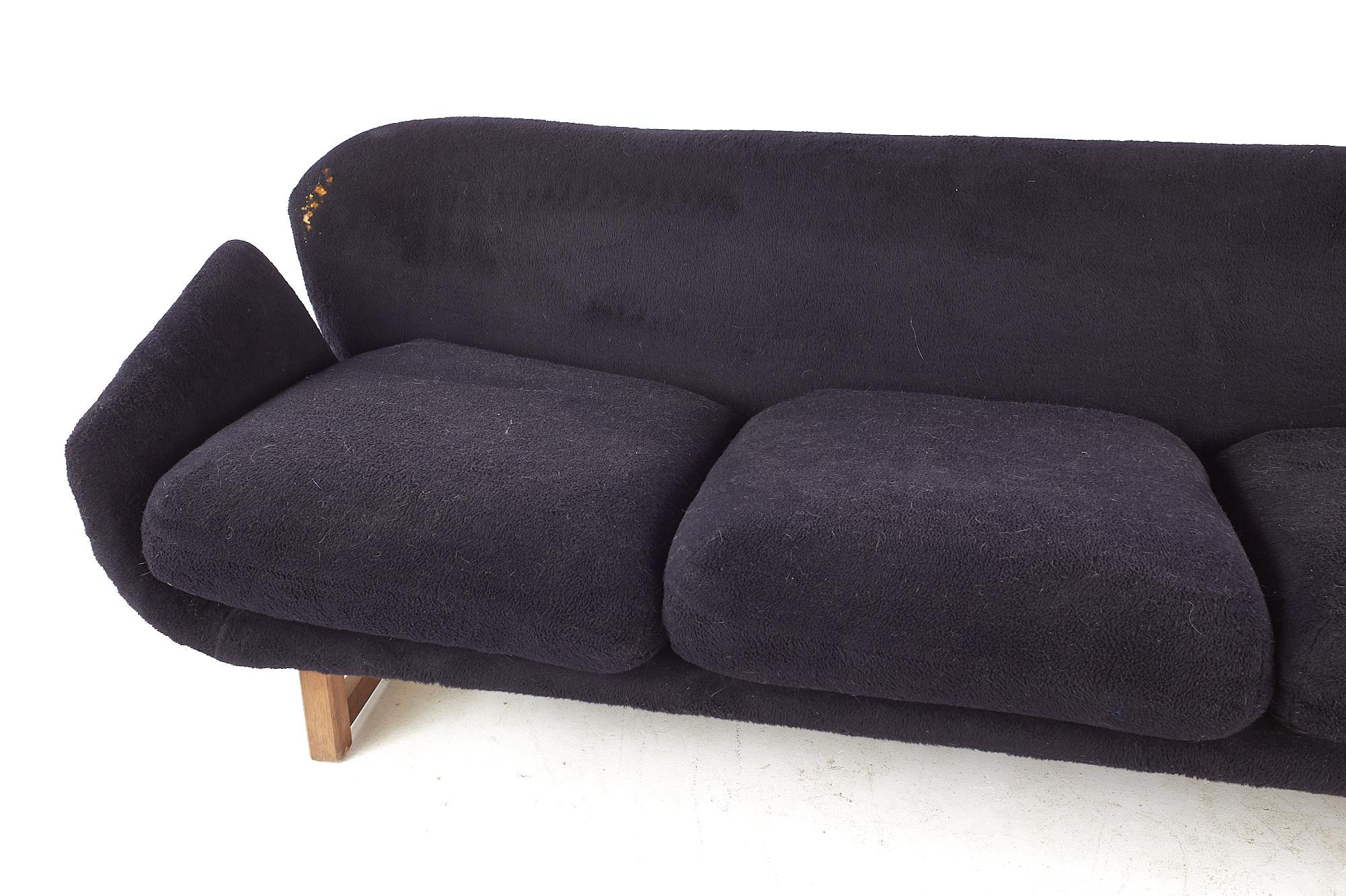 Danish Arne Jacobsen for Fritz Hansen Style Mid Century Swan Sofa For Sale