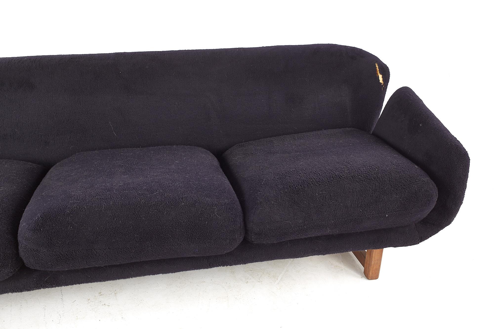 Late 20th Century Arne Jacobsen for Fritz Hansen Style Mid Century Swan Sofa For Sale