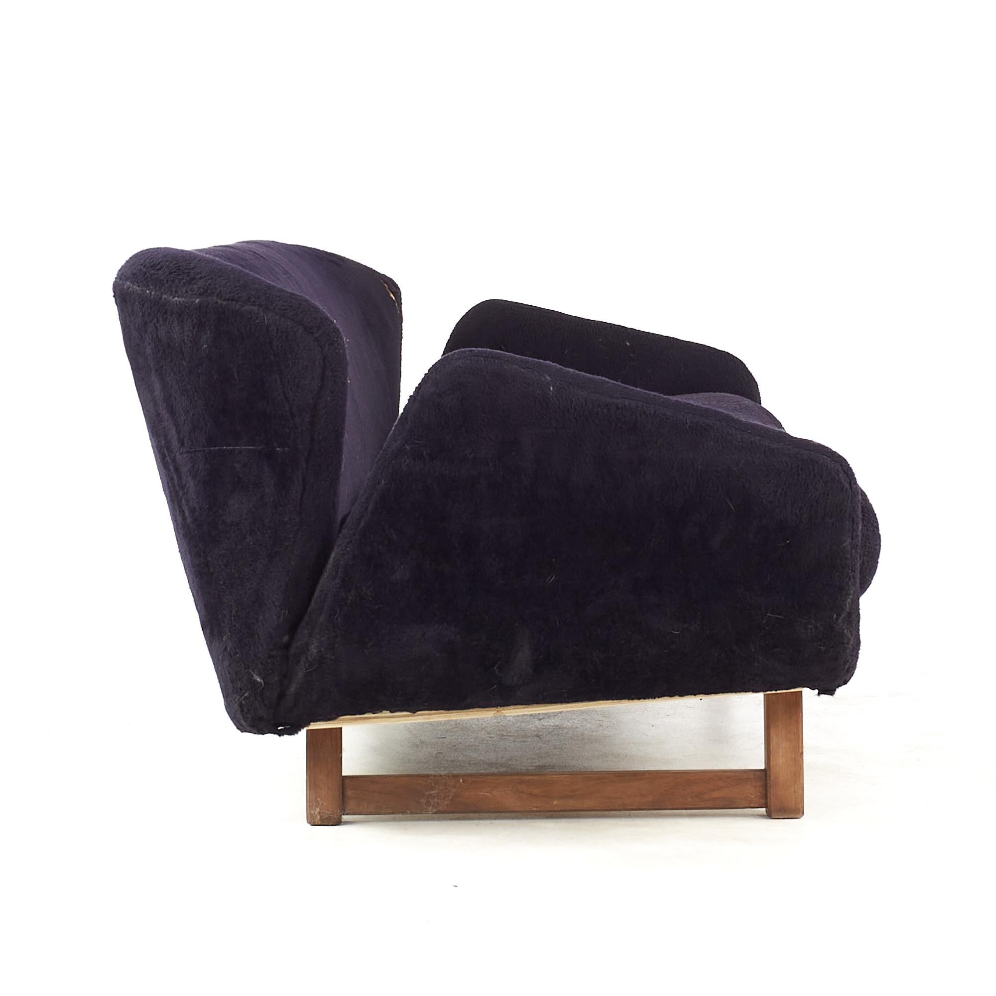 Upholstery Arne Jacobsen for Fritz Hansen Style Mid Century Swan Sofa For Sale
