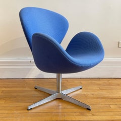Arne Jacobsen for Fritz Hansen Swan Chair in Periwinkle