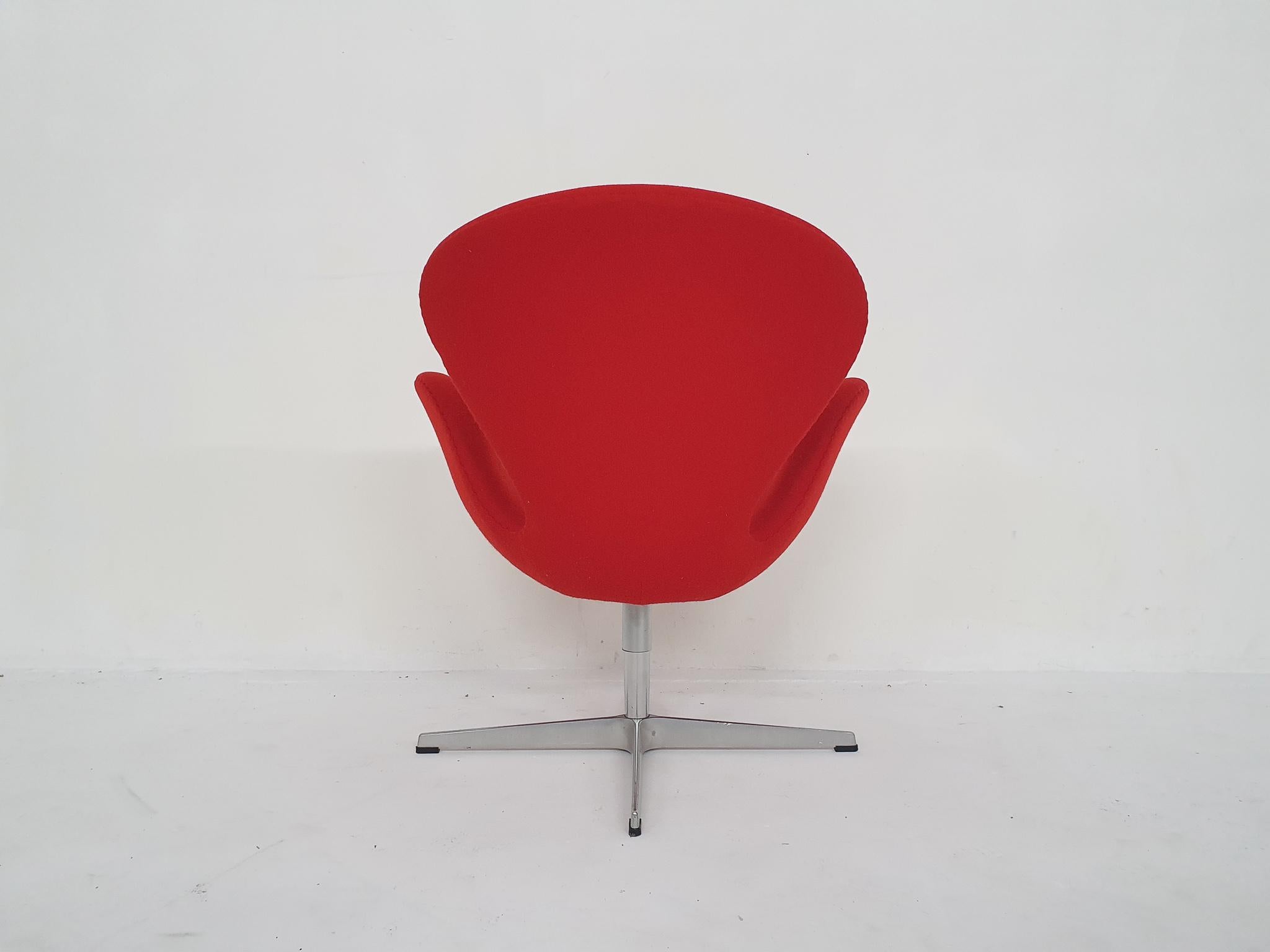 Metal Arne Jacobsen for Fritz Hansen 