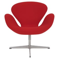 Used Arne Jacobsen for Fritz Hansen "Swan"Chair 2005