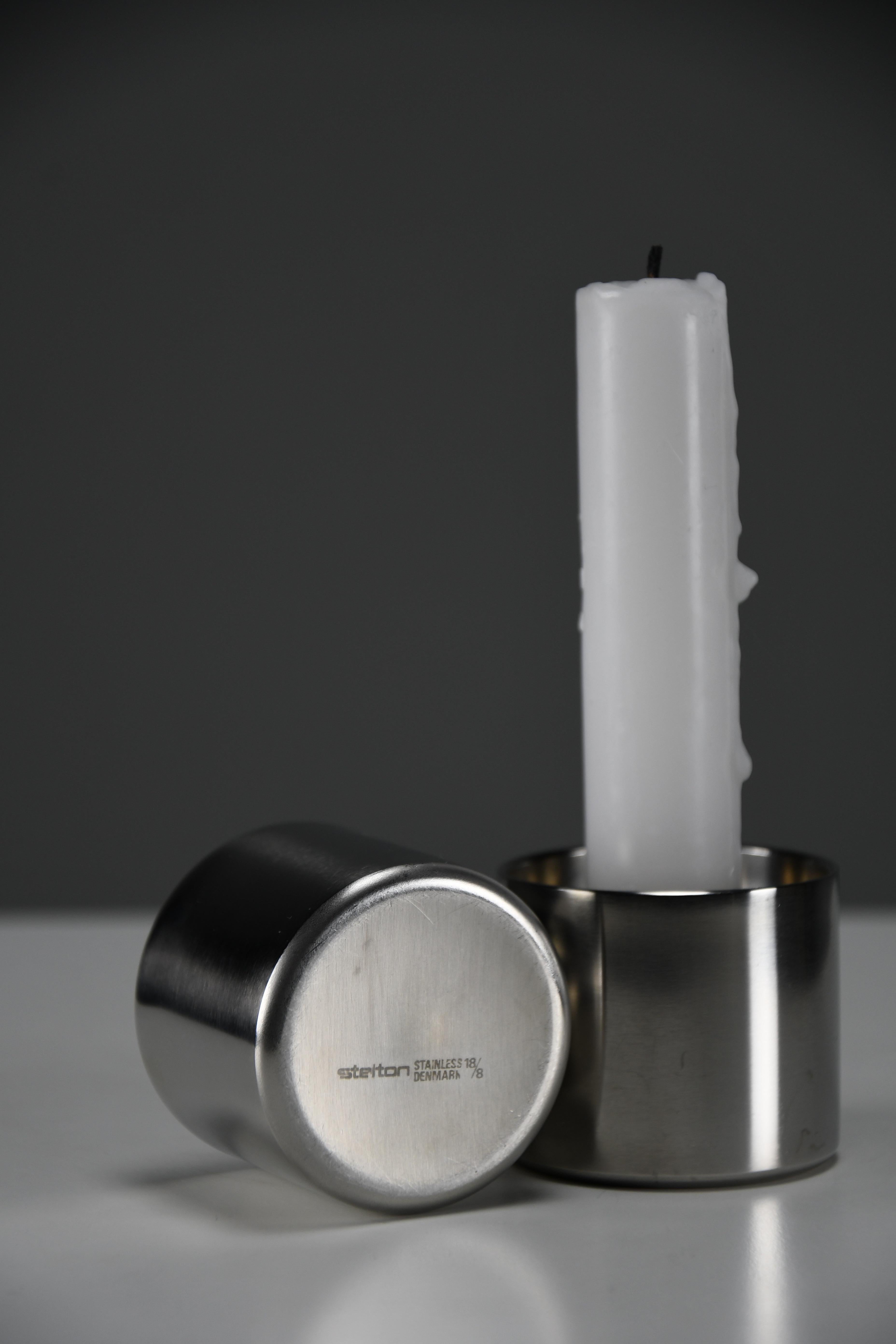 Acciaio inossidabile Arne Jacobsen per Stelton - Candelieri della linea Cylinda, 1964 in vendita