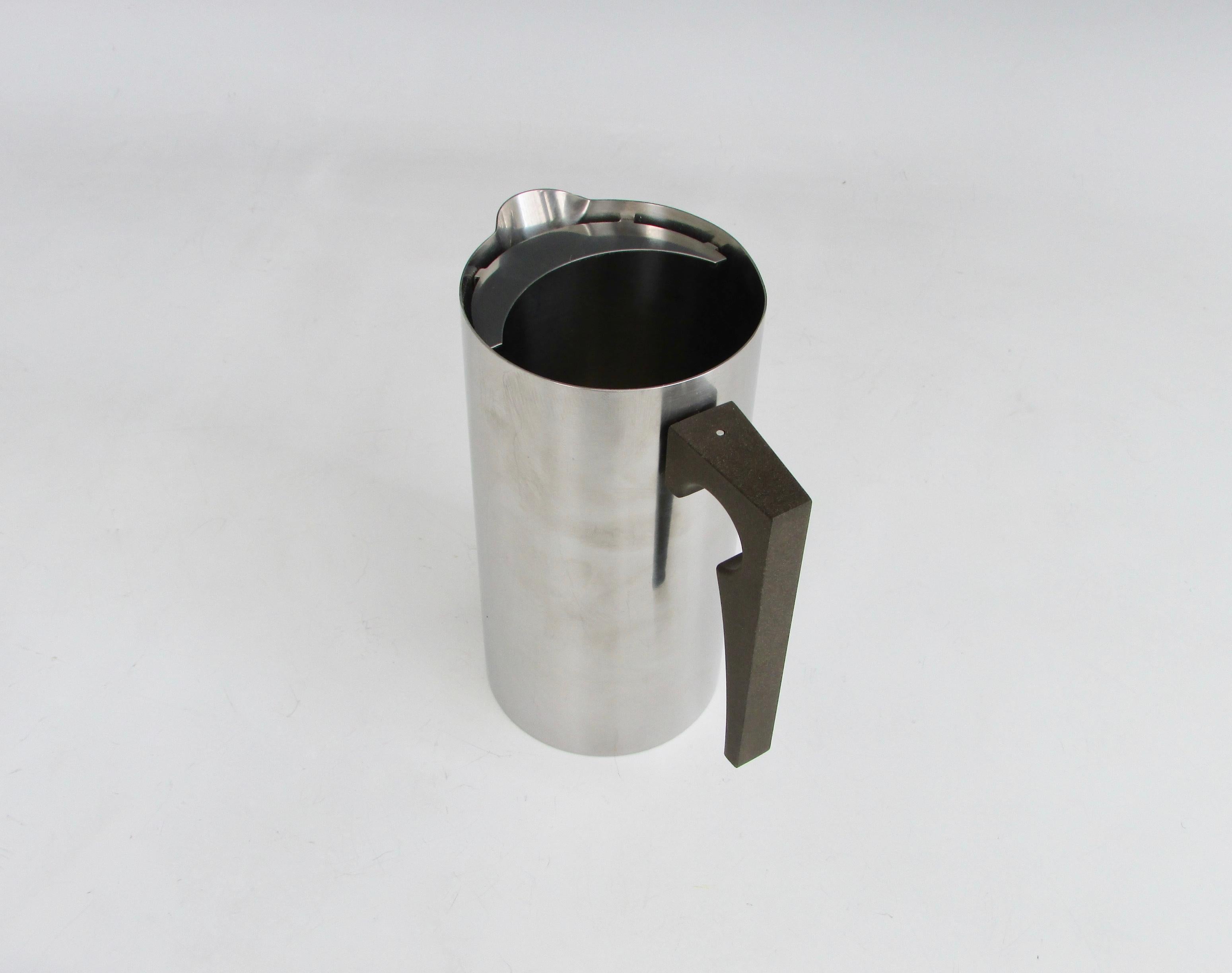 Stainless Steel Arne Jacobsen for Stelton Cylindia Line Martini Bar Pitcher with Ice Lip For Sale