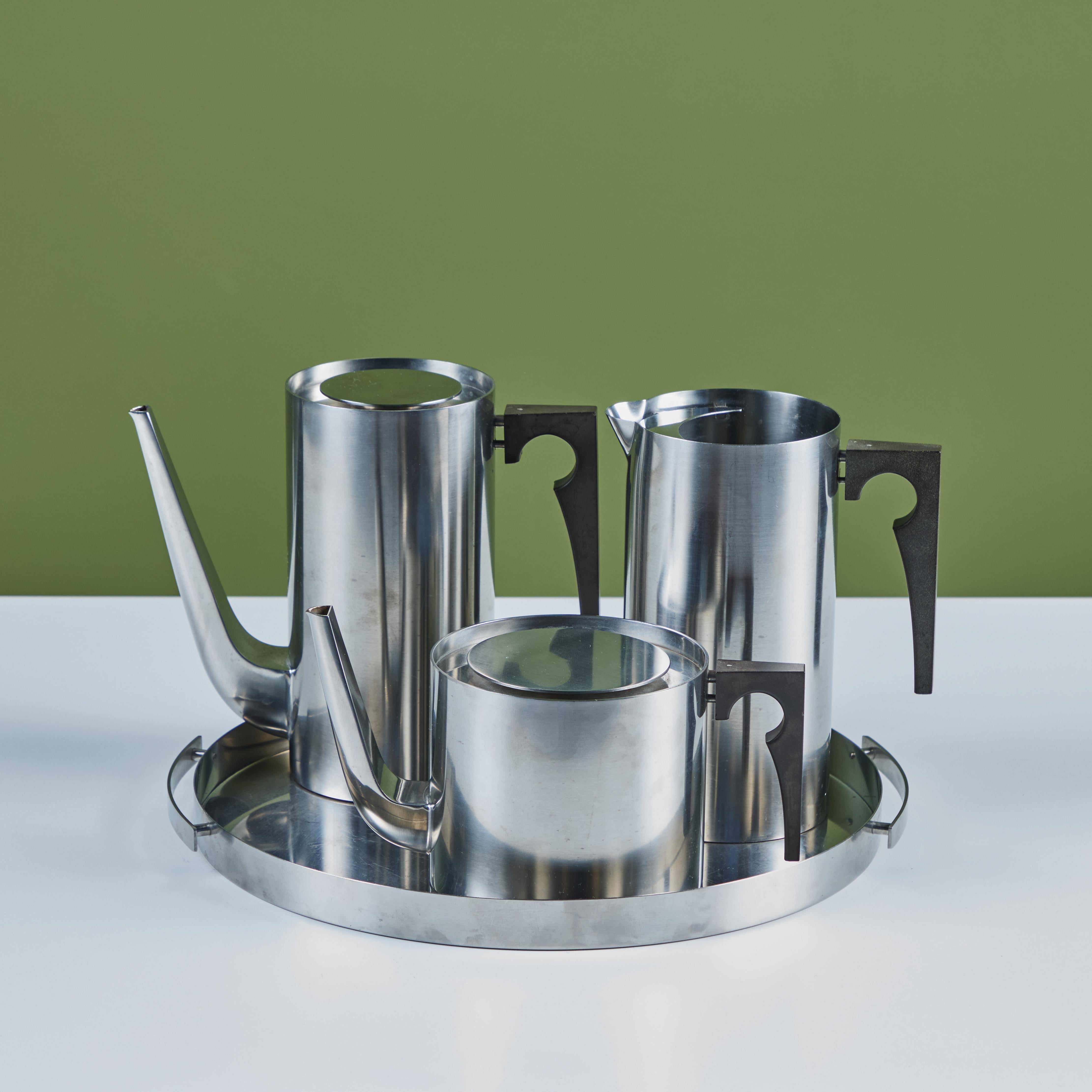 Milieu du XXe siècle Service à café/thé danois de quatre pièces en acier inoxydable Arne Jacobsen pour Stelton en vente