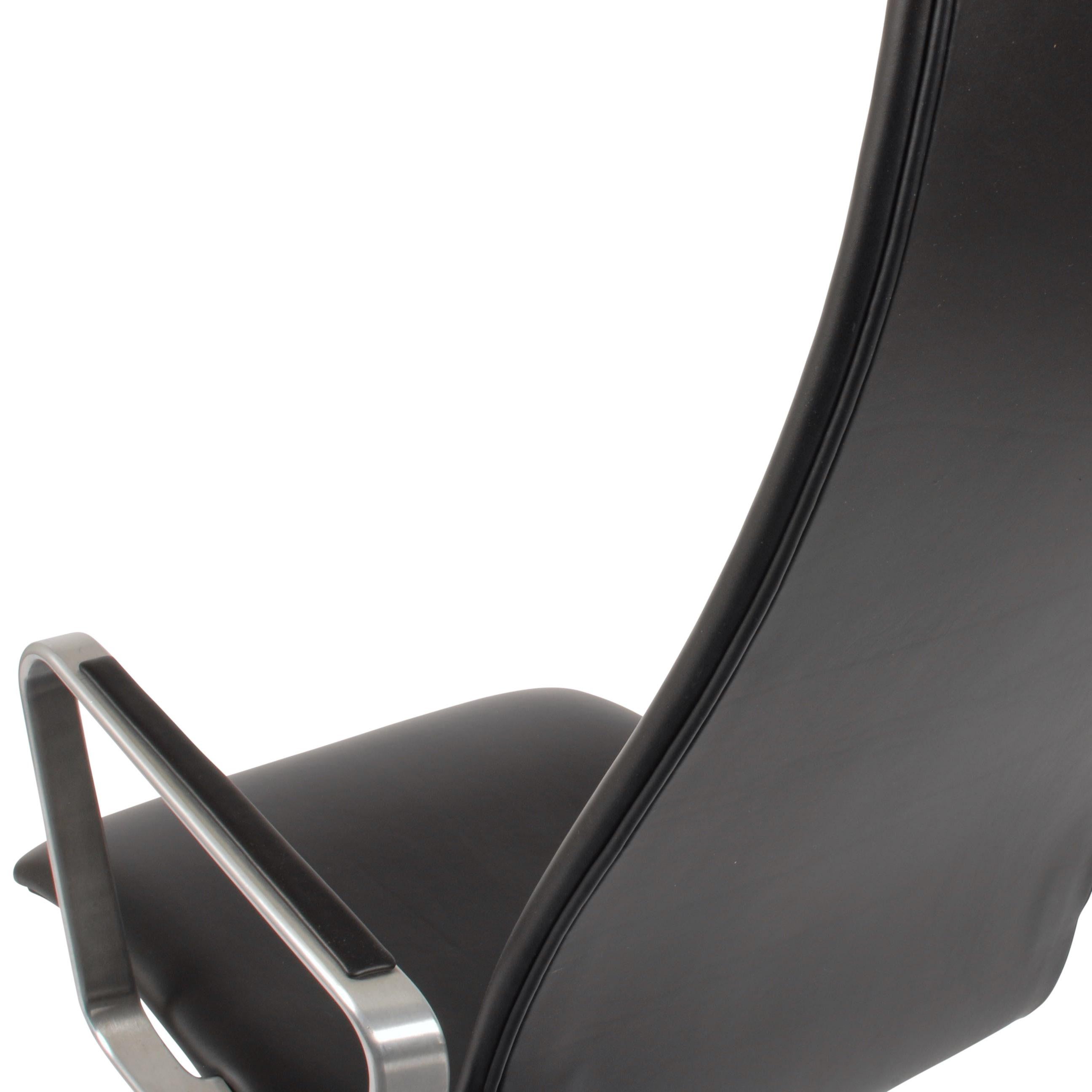 Polished Arne Jacobsen Fritz Hansen Midcentury Design Oxford Lounge Chair Black Leather