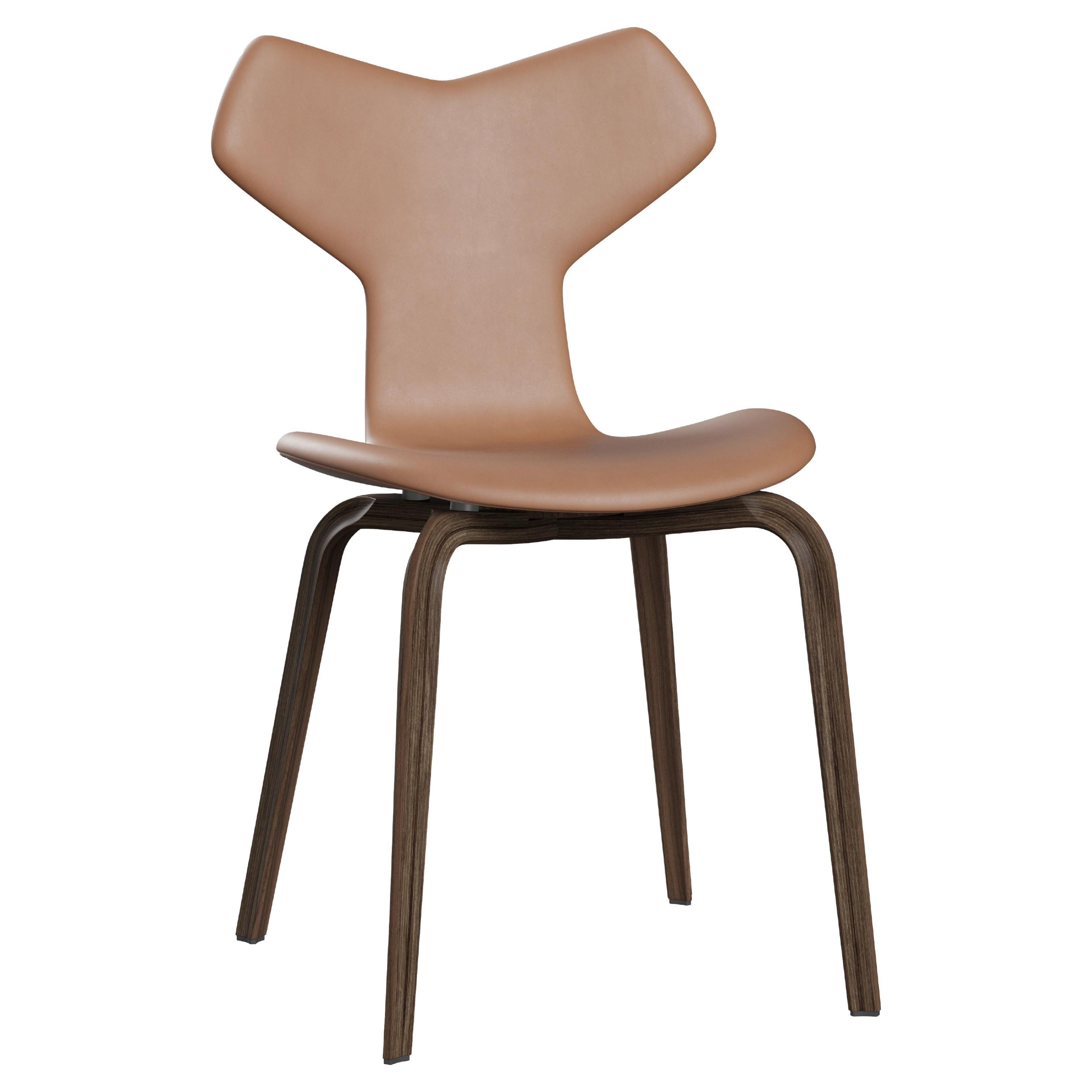 Chaise Grand Prix d'Arne Jacobsen pour Fritz Hansen, entièrement tapissée de cuir en vente