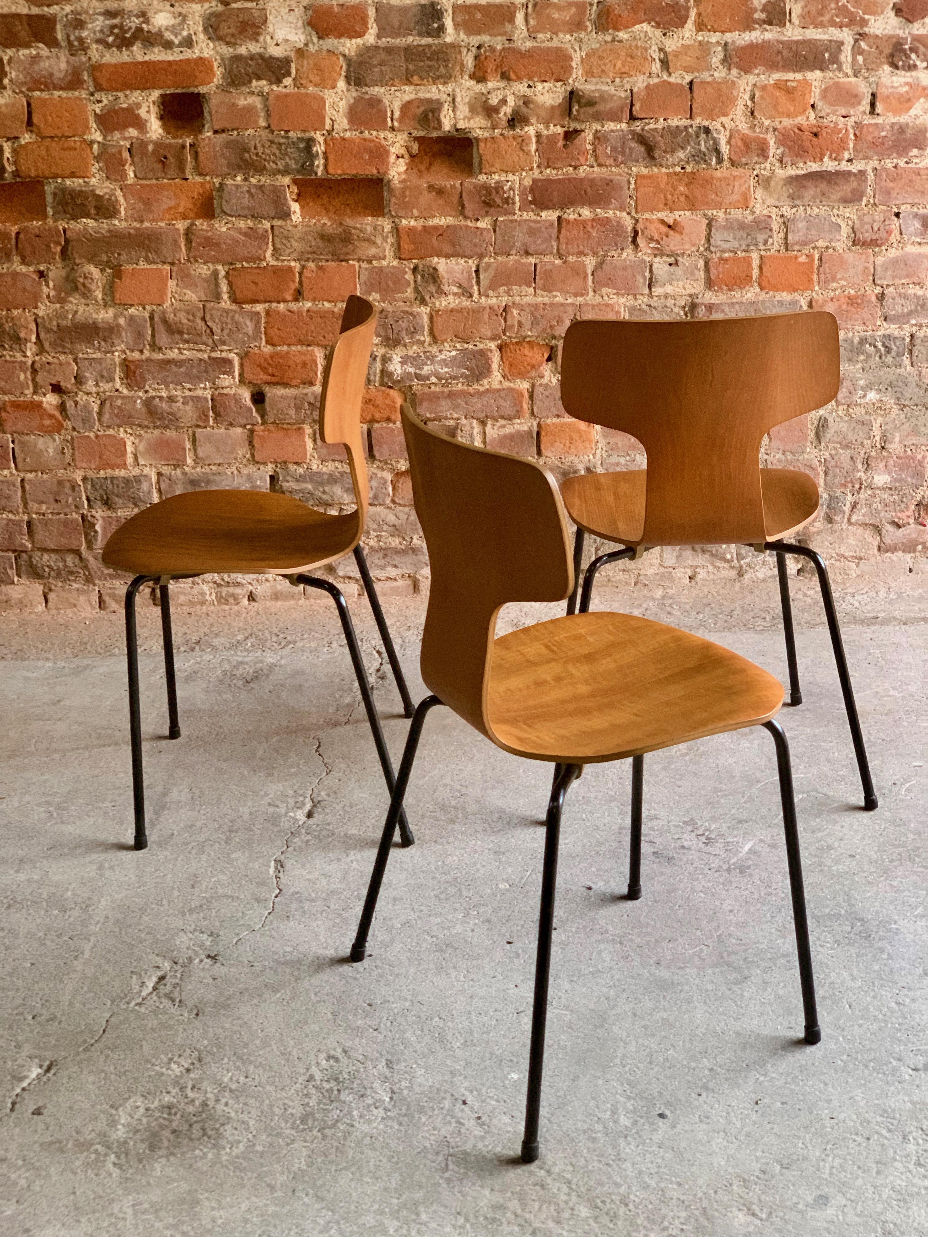 Danish Arne Jacobsen Grand Prix Chairs for Fritz Hansen Model 3103 Hammer Chair Denmark